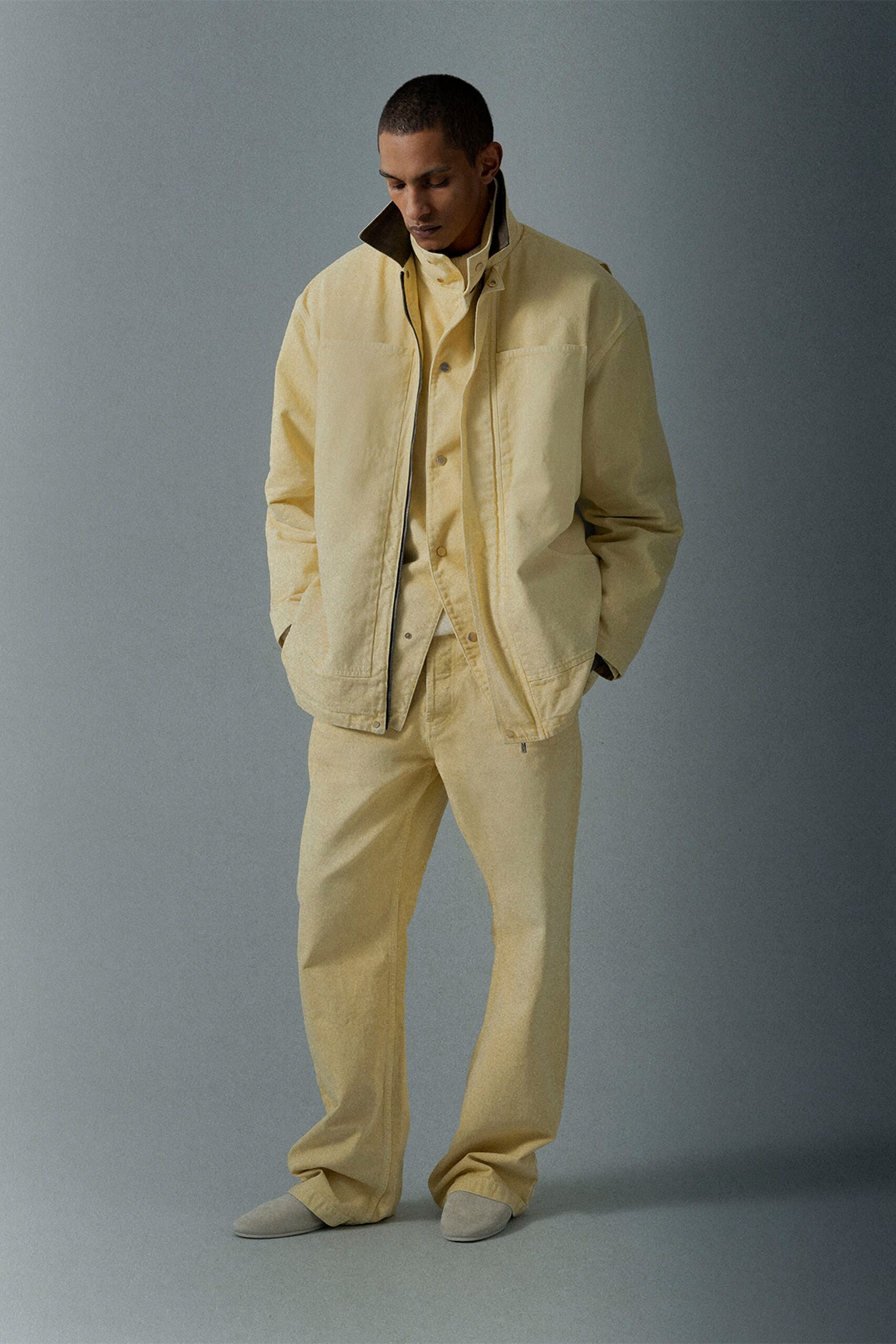 yellow cotton long-sleeve collared relaxed jacket