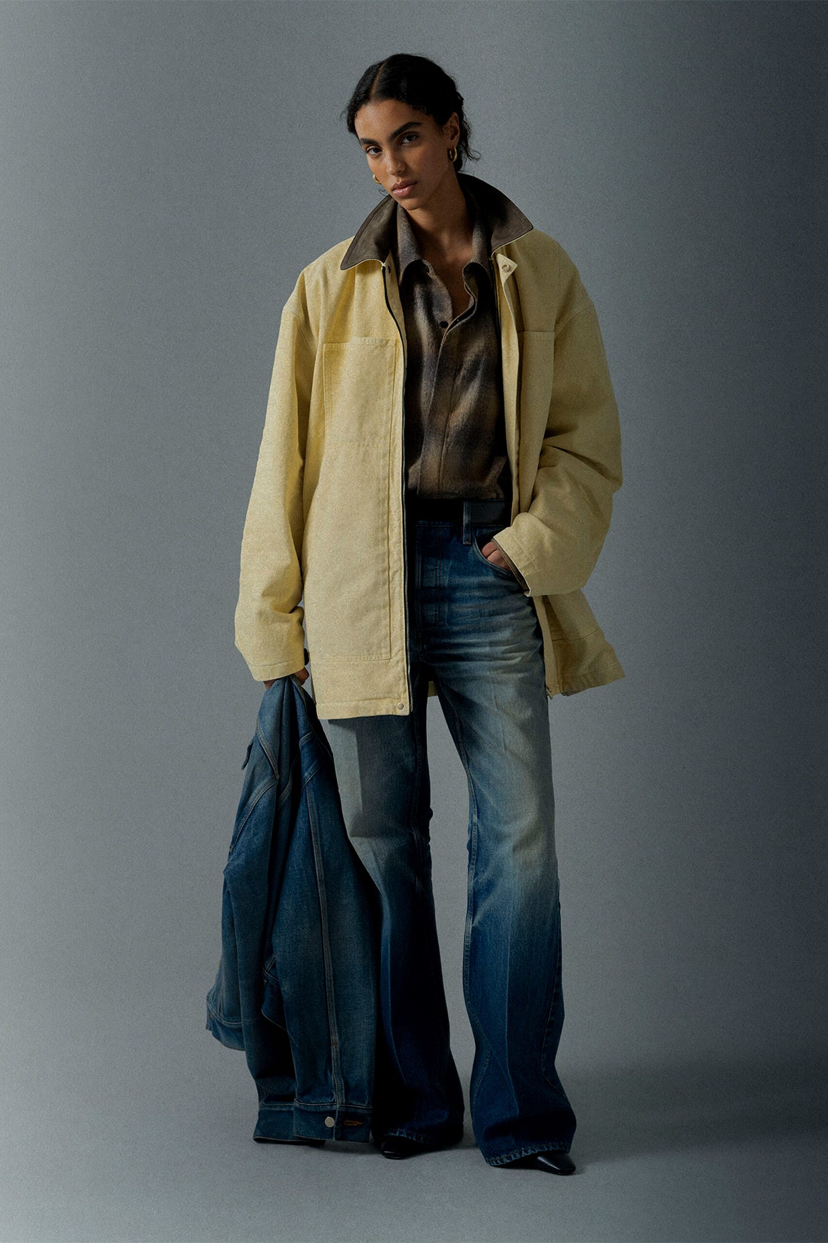 blue denim fitted flared pants