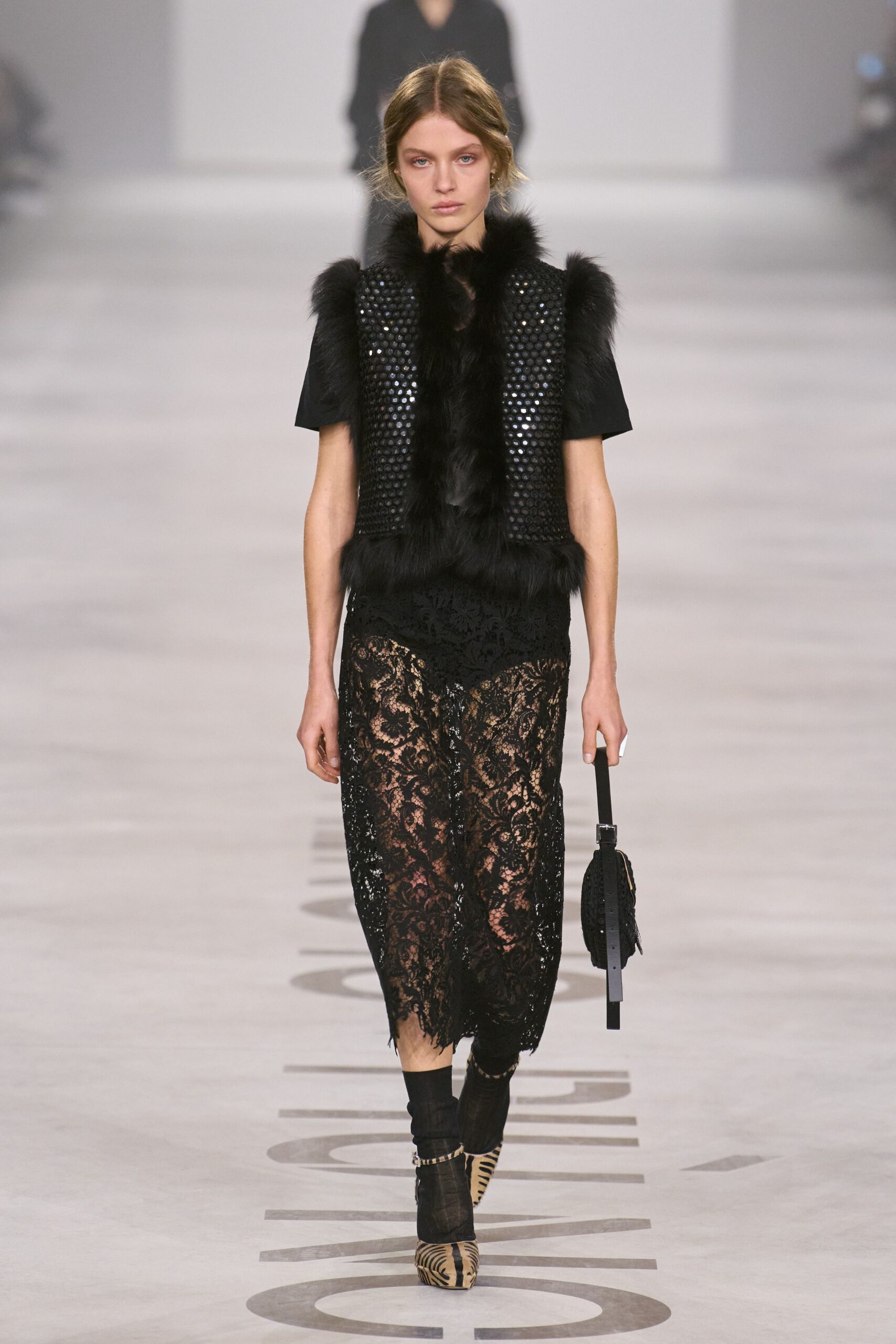 black fur short-sleeve fitted embellished top