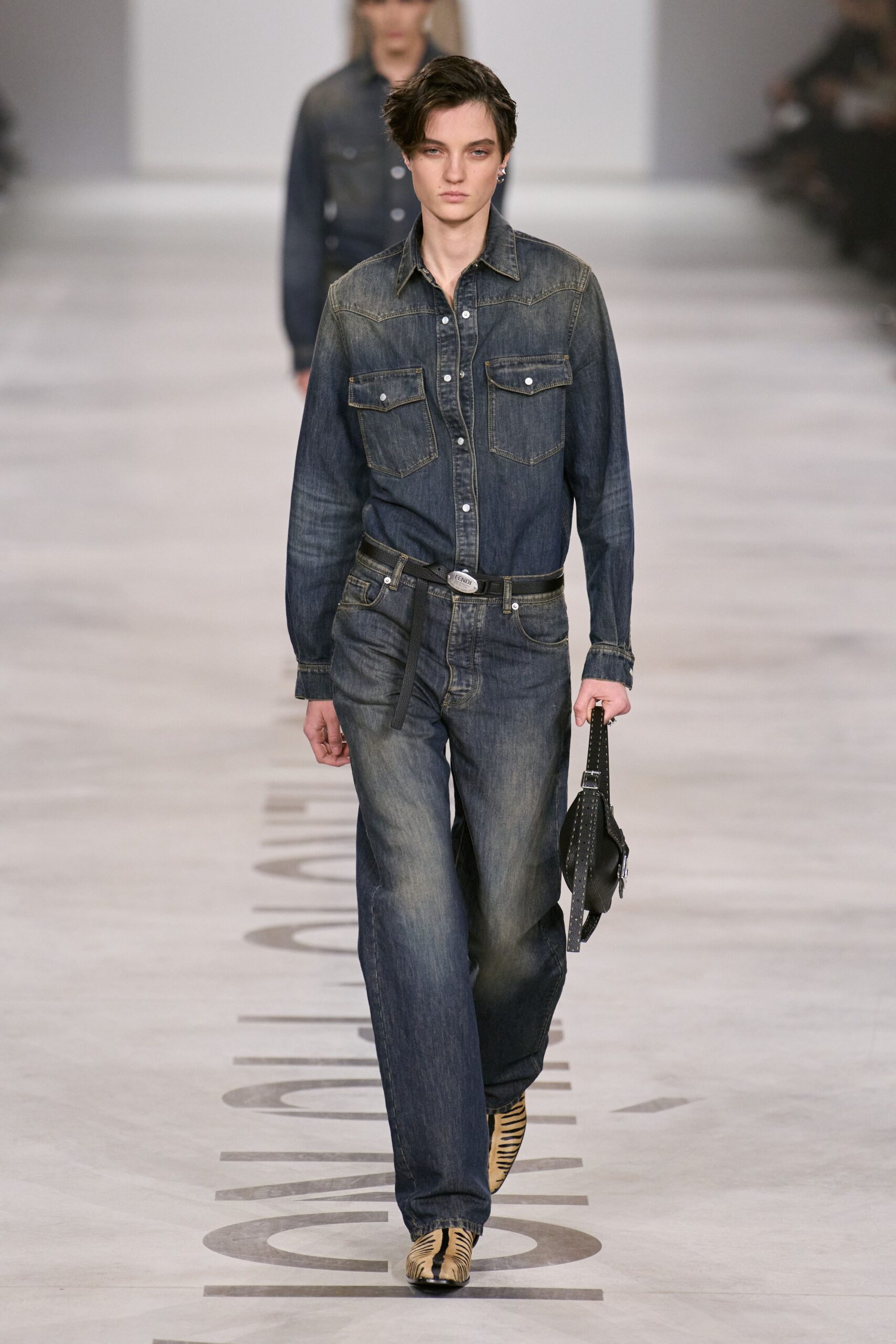 blue denim long-sleeve collared relaxed buttoned shirt
