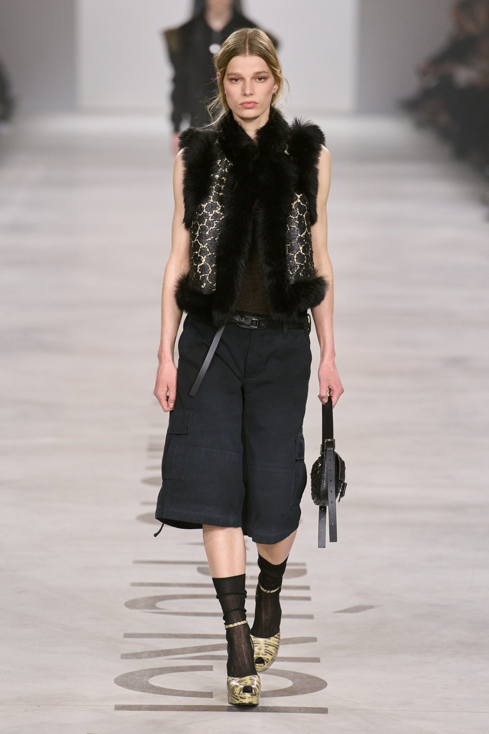 black fur sleeveless fitted embroidered vest