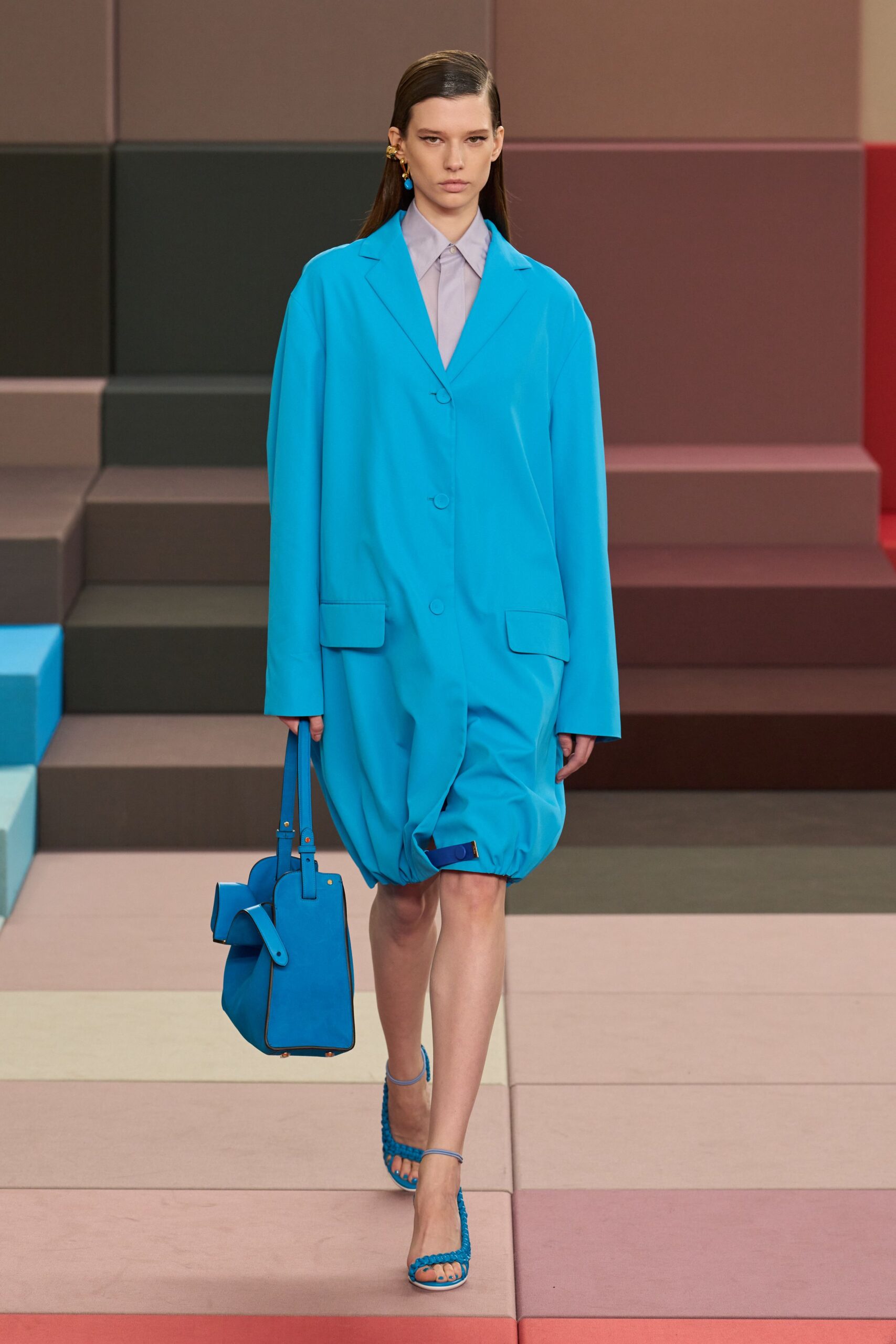 blue cotton long-sleeve collared oversized buttoned blazer