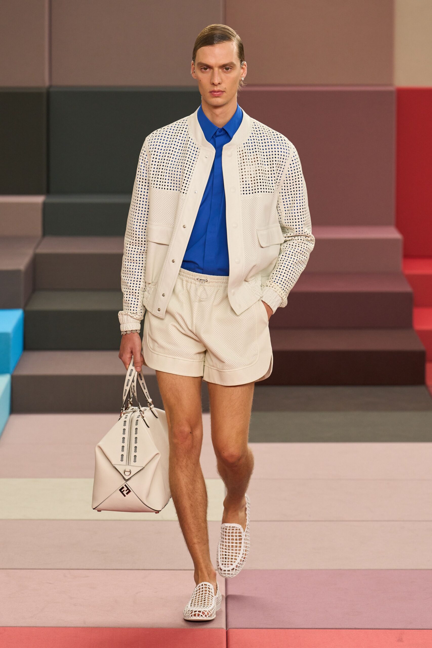 white cotton relaxed short shorts