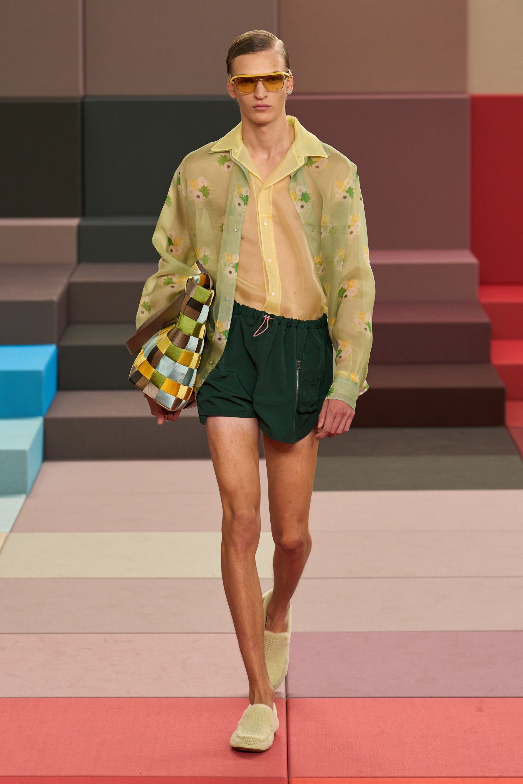 green long-sleeve relaxed floral buttoned sheer flowing jacket