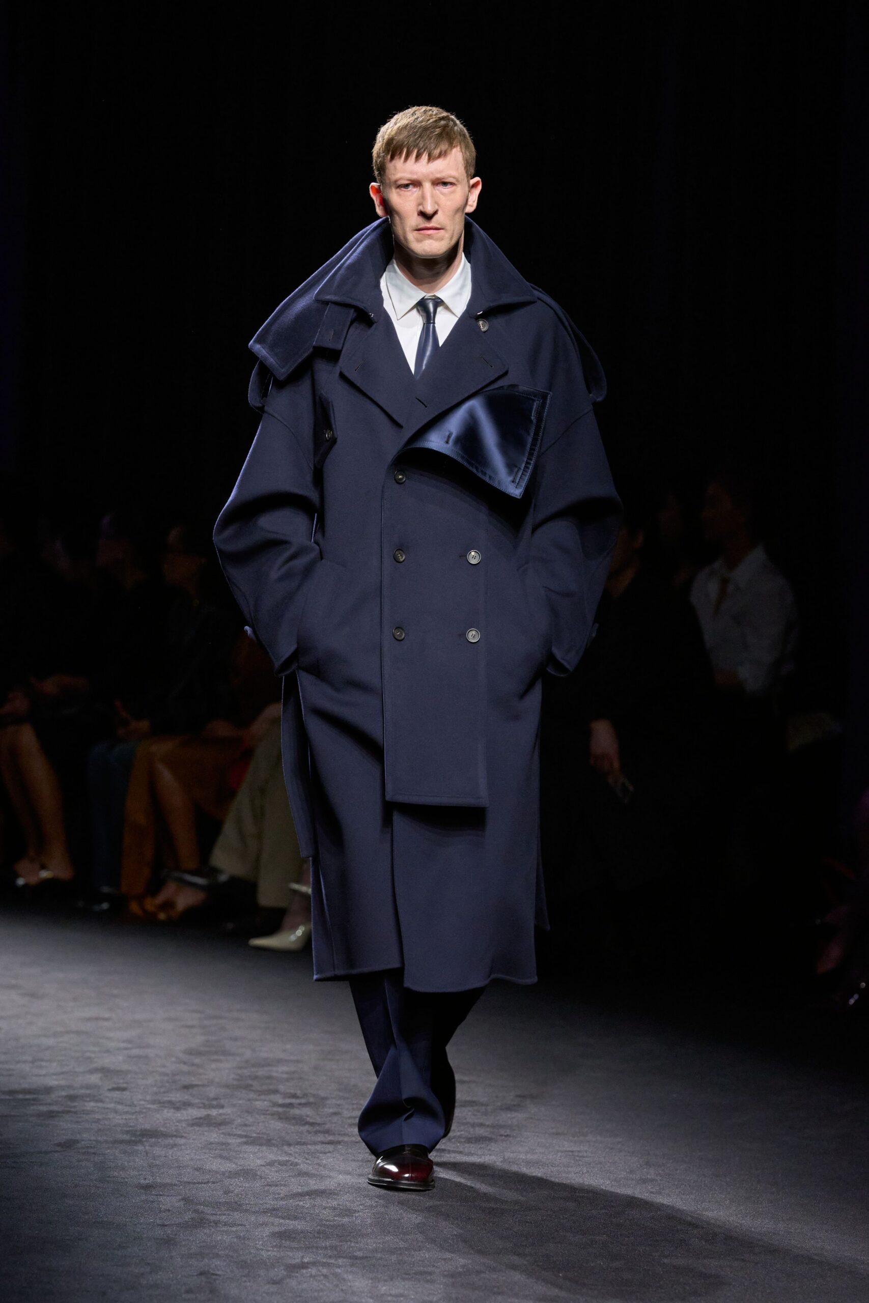 blue wool long-sleeve collared relaxed layered coat