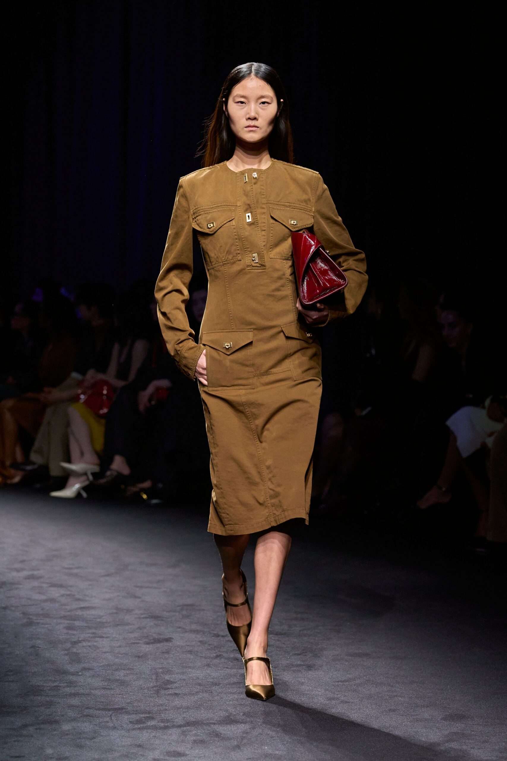 brown cotton long-sleeve collared fitted buttoned pockets dress
