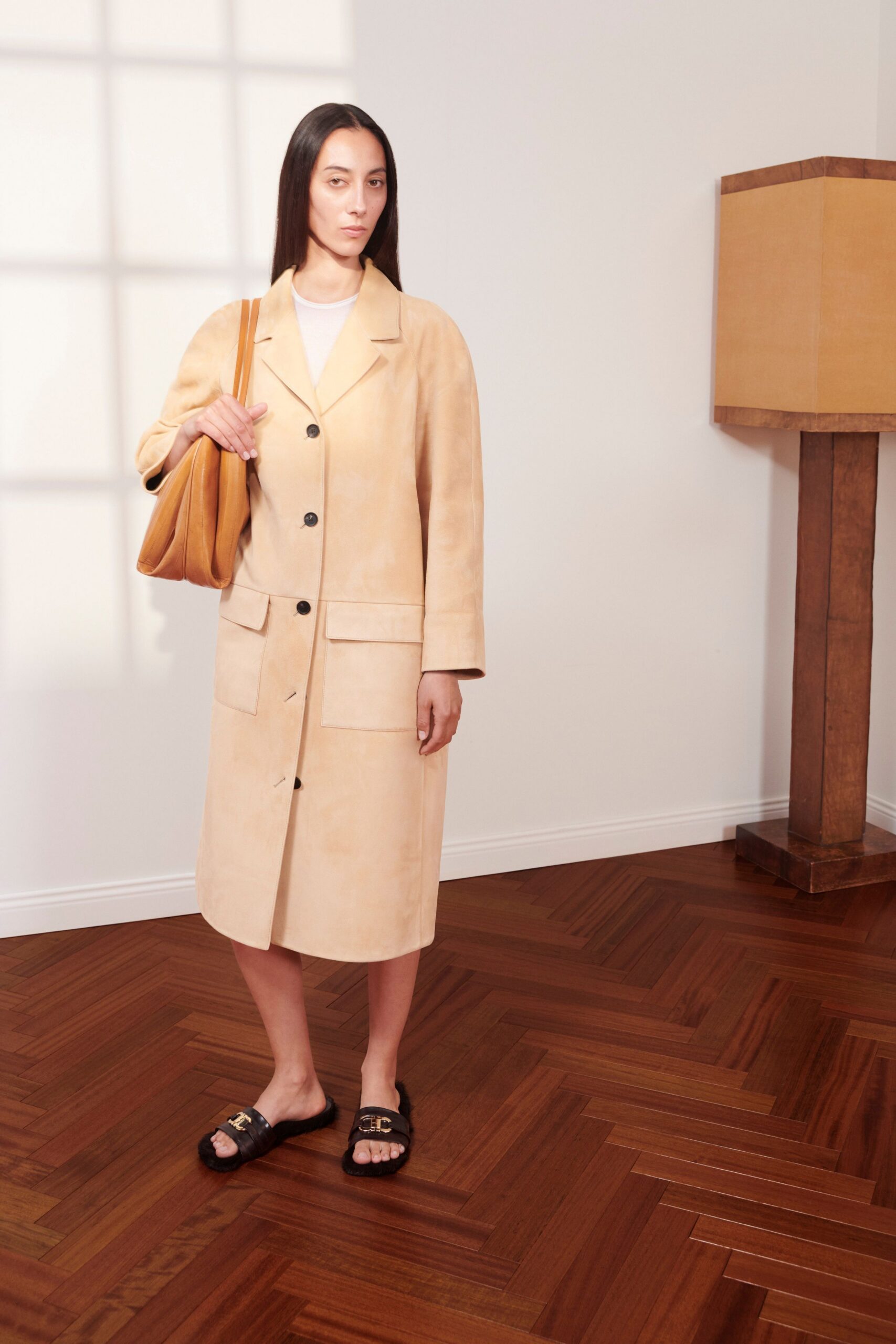 tan leather bag