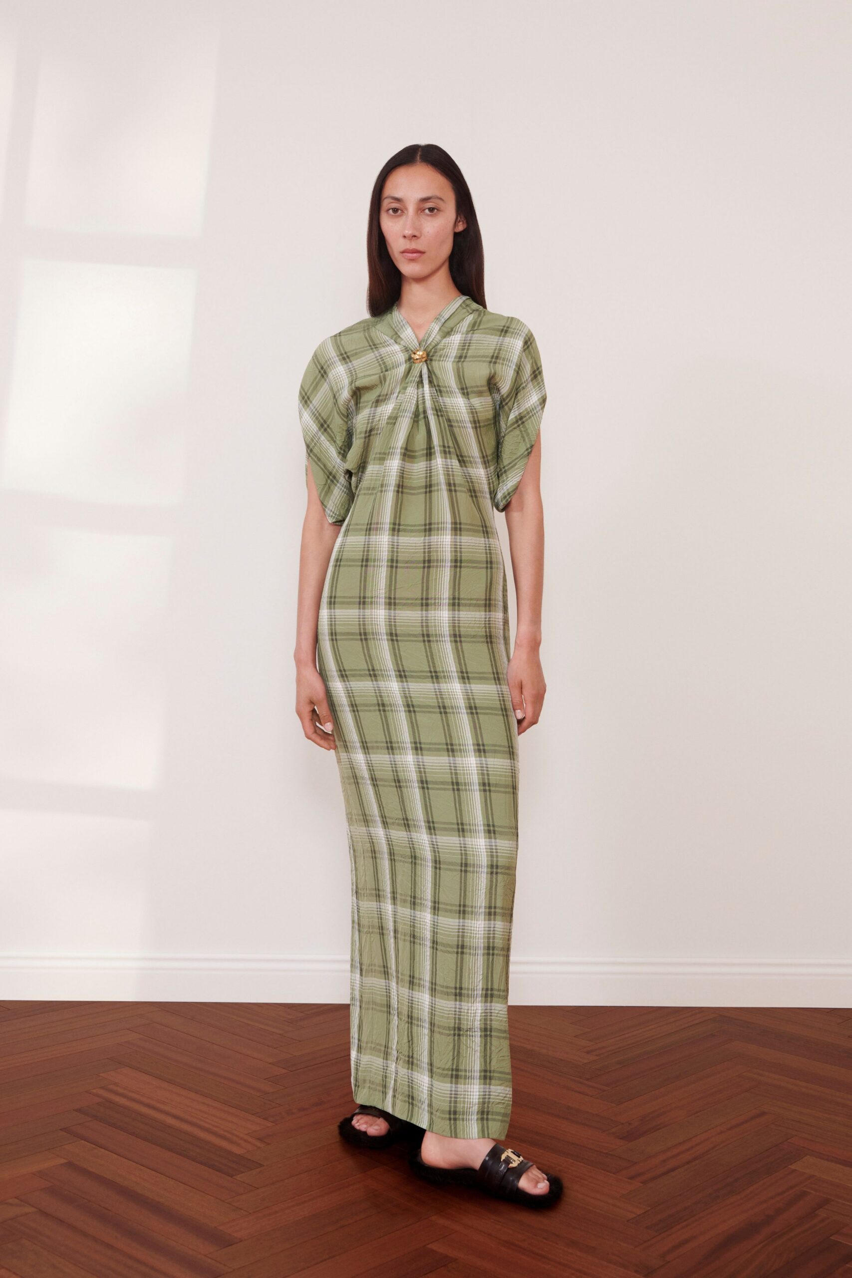 green cotton short-sleeve v-neck relaxed checked maxi dress
