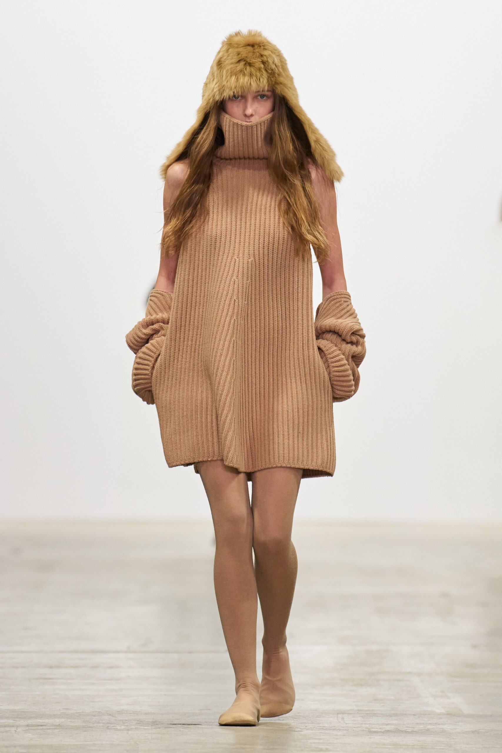 beige wool sleeveless high-neck relaxed ribbed short dress