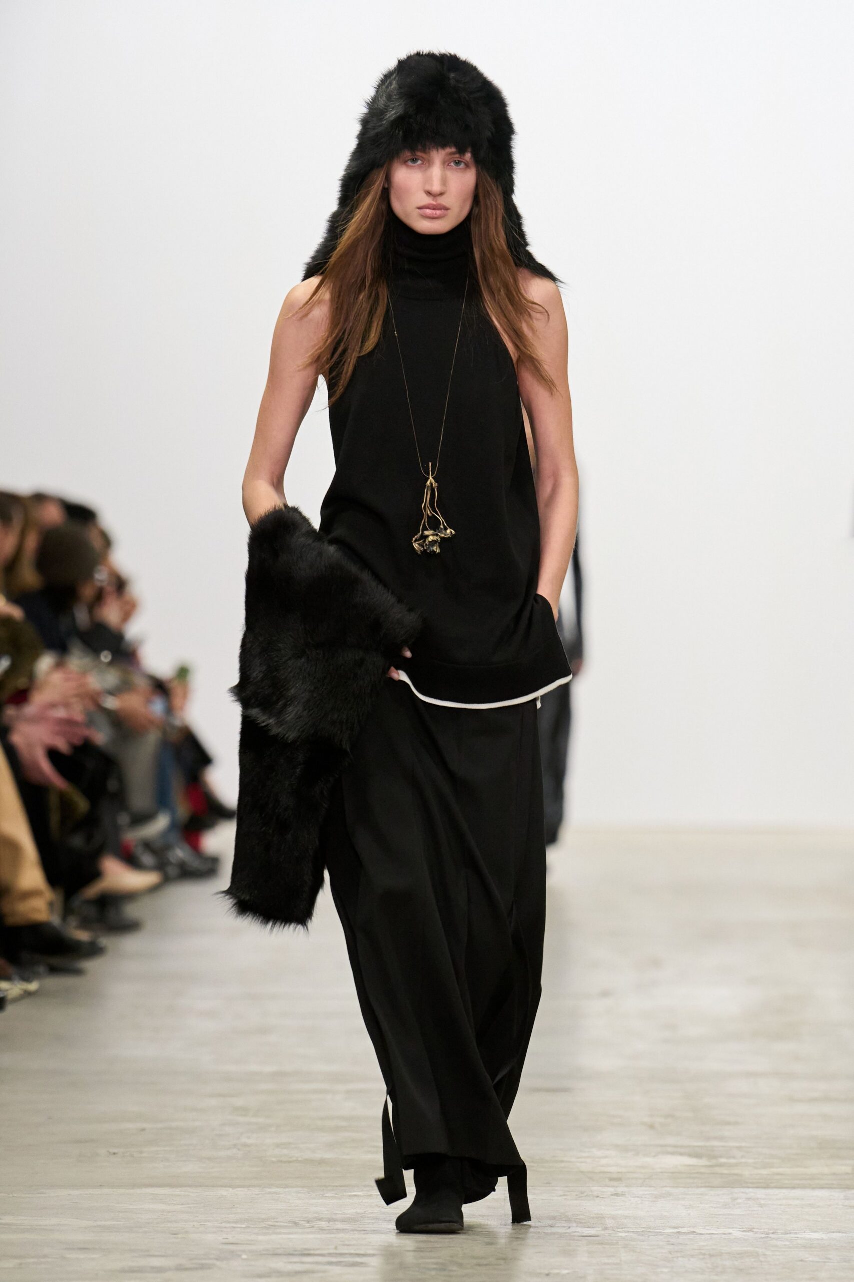 black wool high-neck sleeveless fitted top