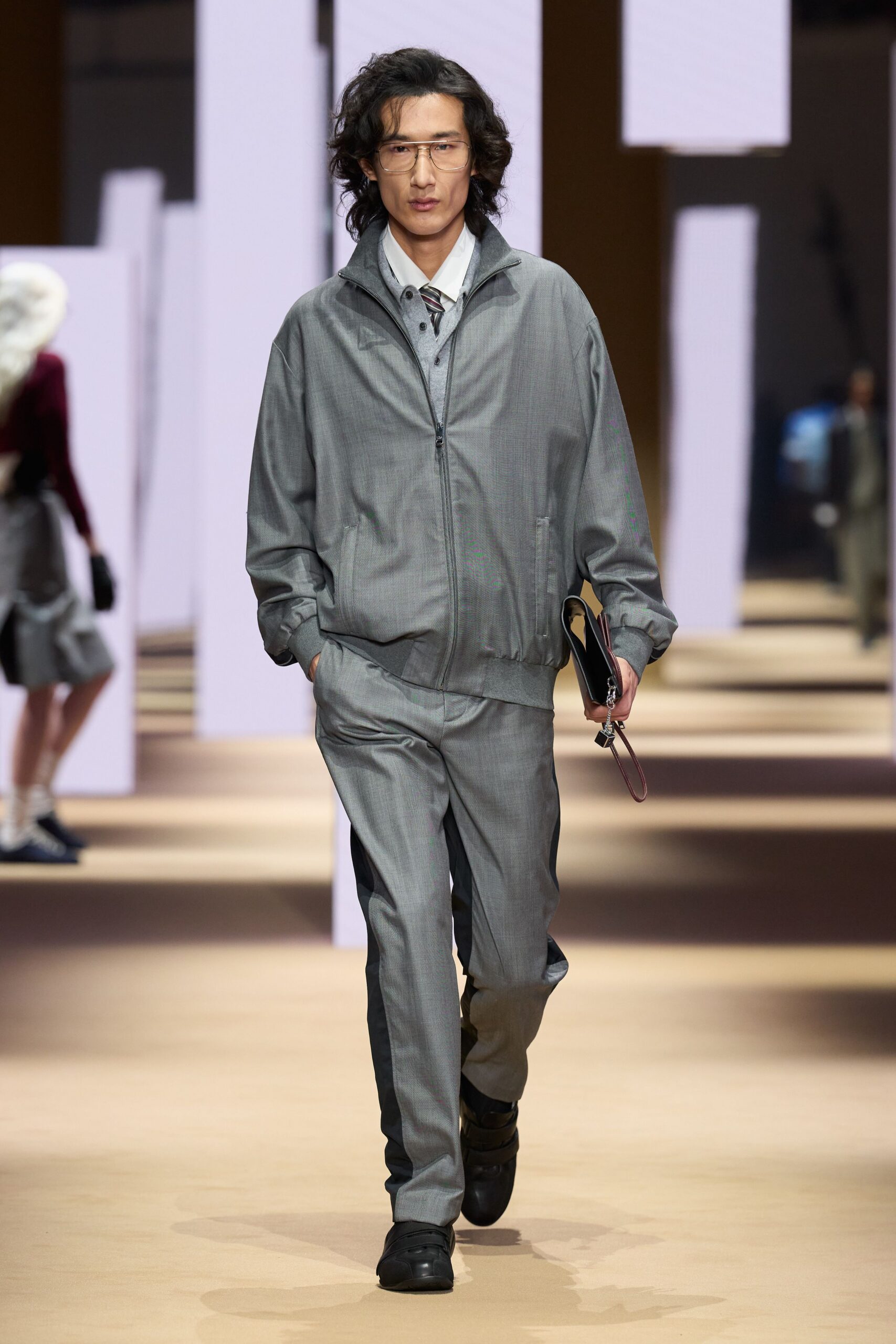 gray cotton long-sleeve collared relaxed zippered jacket