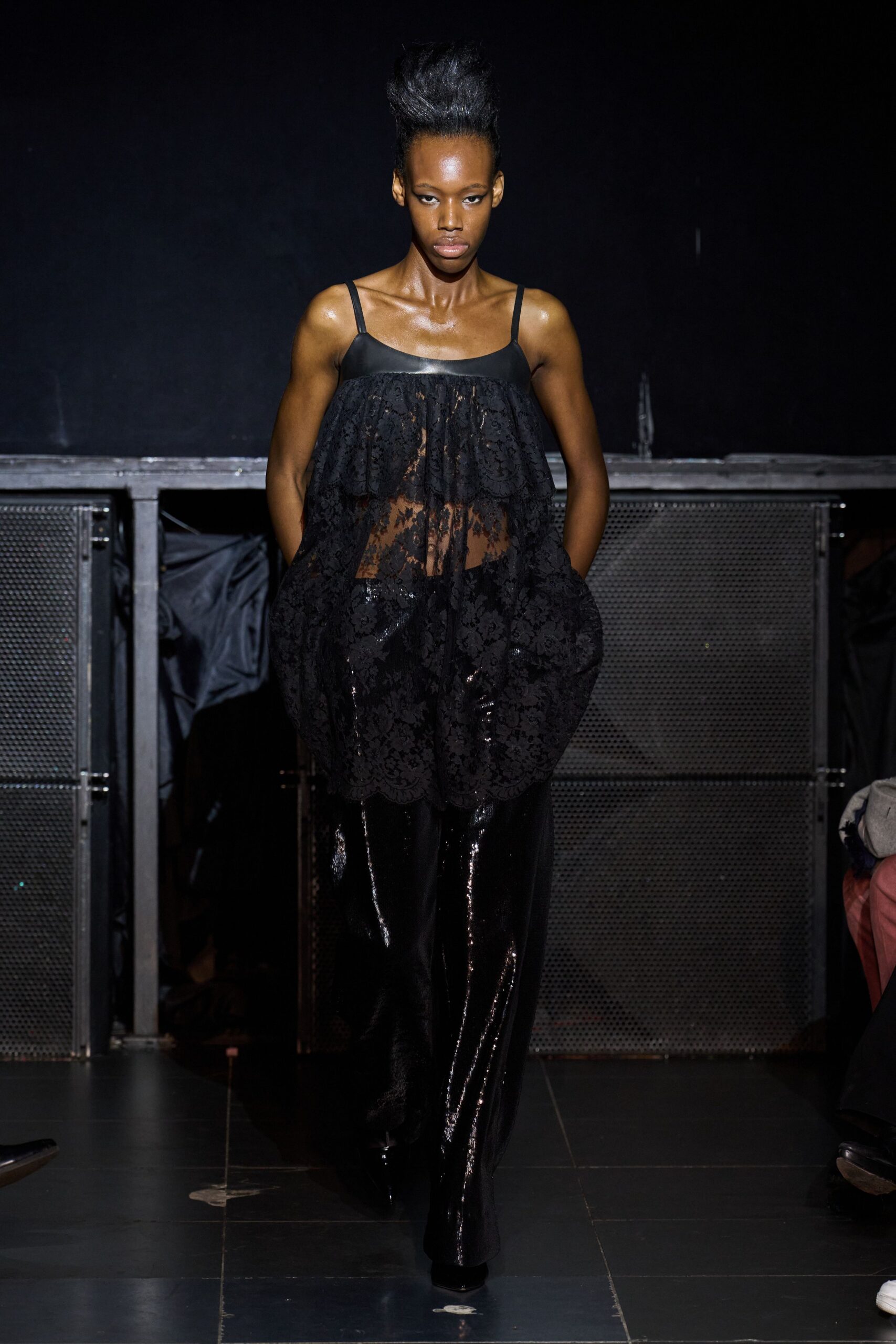 black lace sleeveless v-neck relaxed layered ruffled top