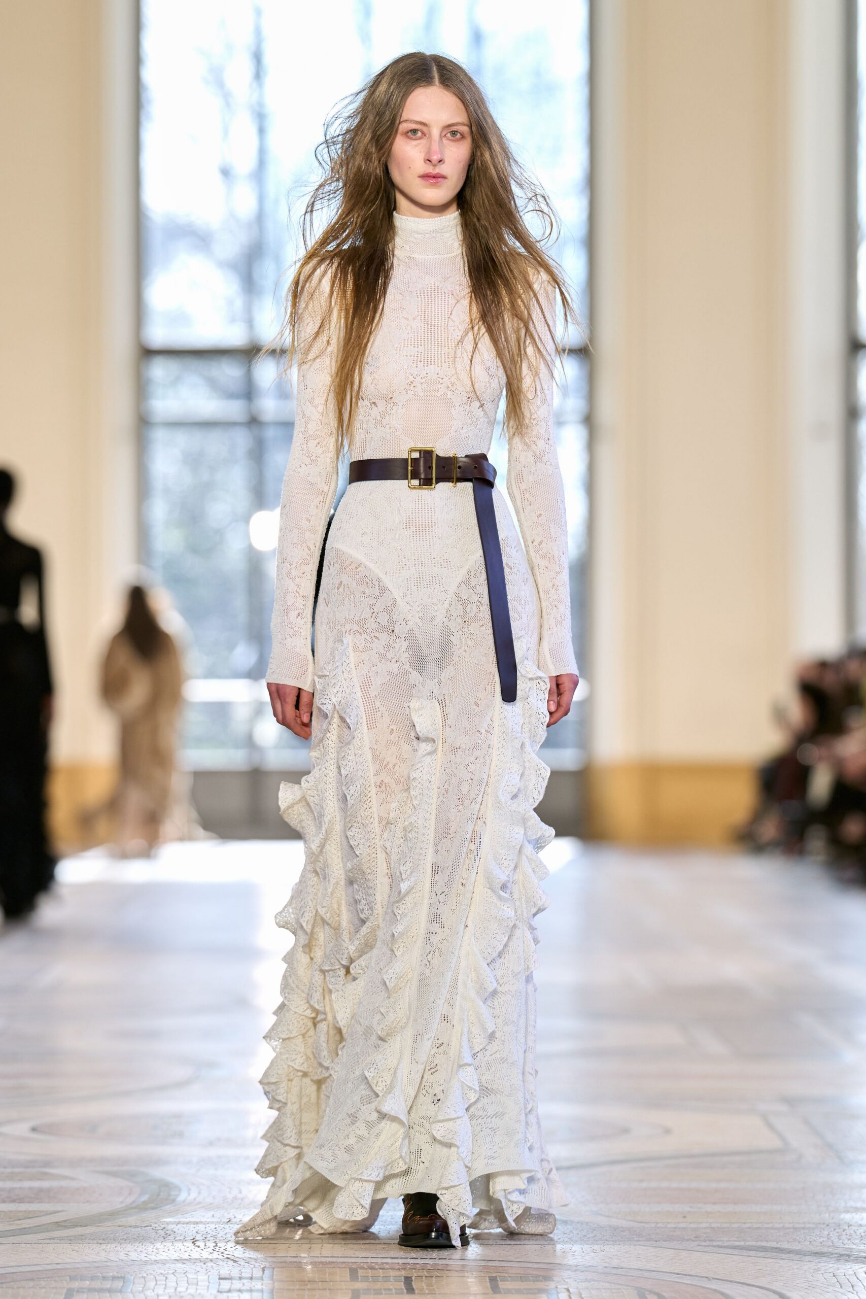 white lace fitted gown