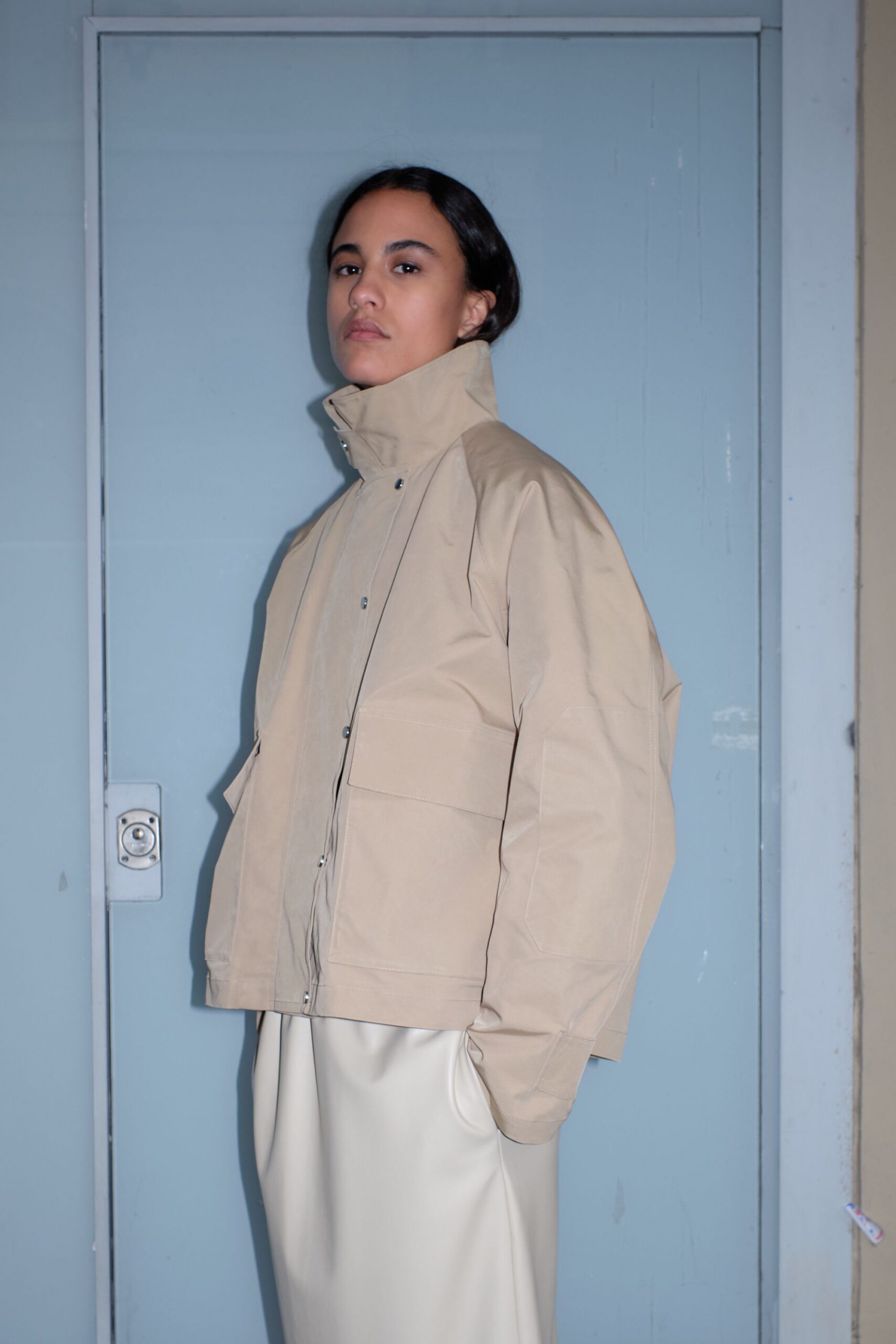 white silk fitted skirt