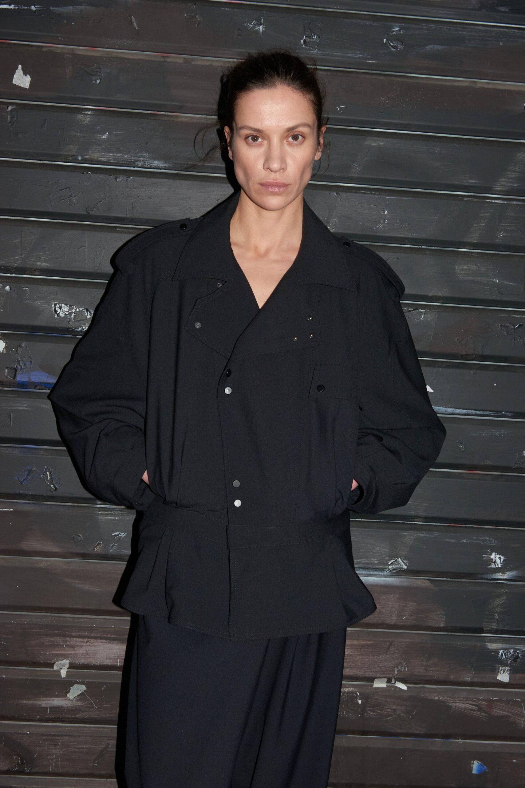 black cotton long-sleeve collared oversized buttoned jacket