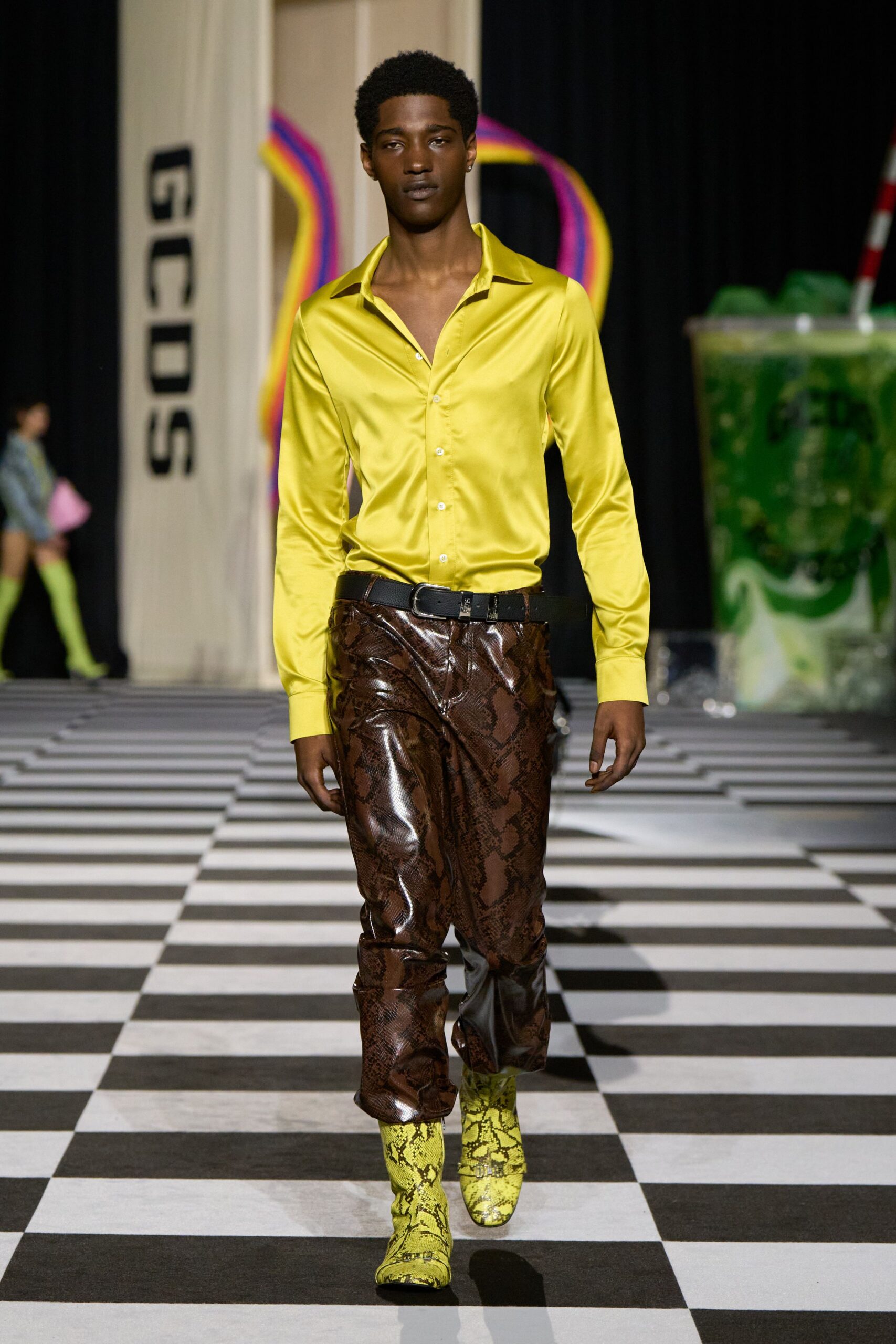 yellow long-sleeve collared fitted shirt