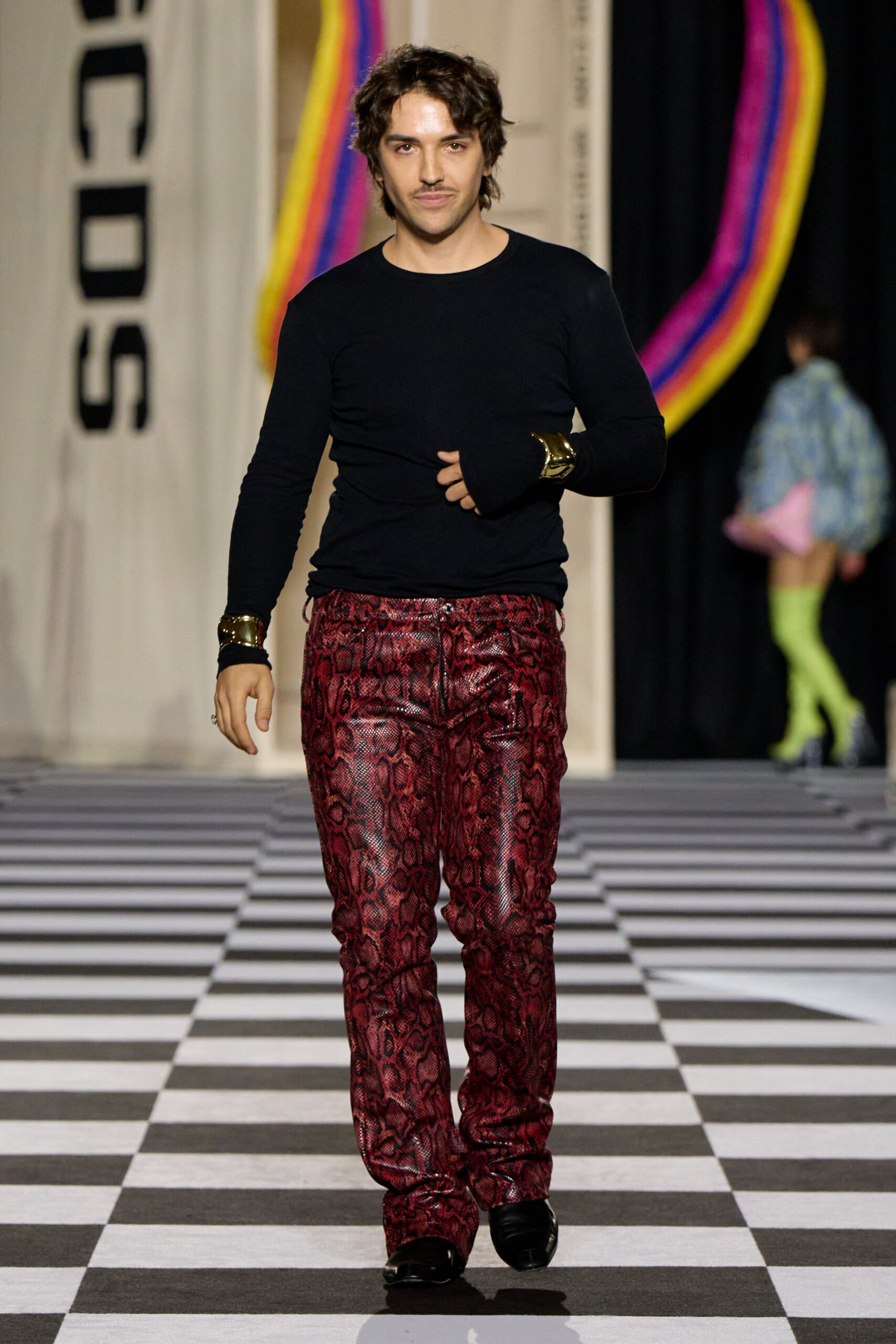 red fitted printed pants