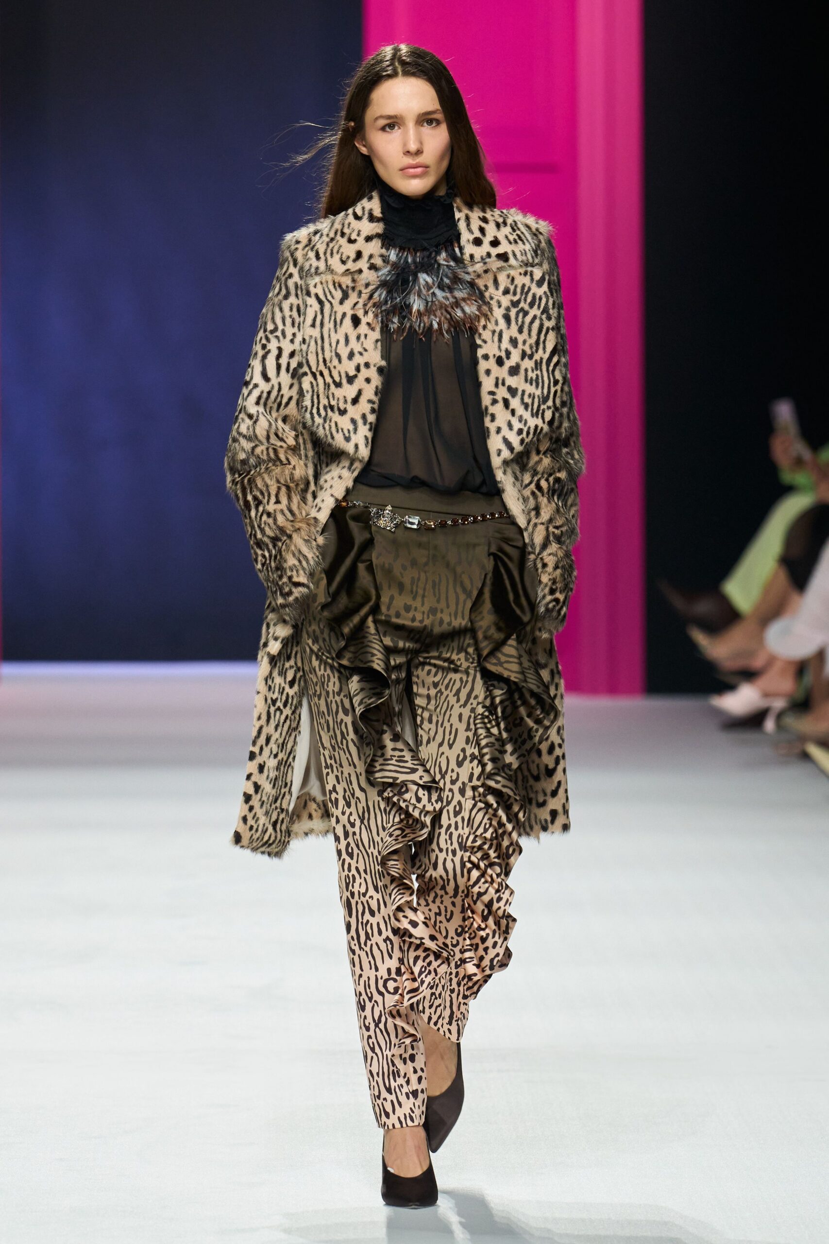 beige silk fitted ruffled skirt