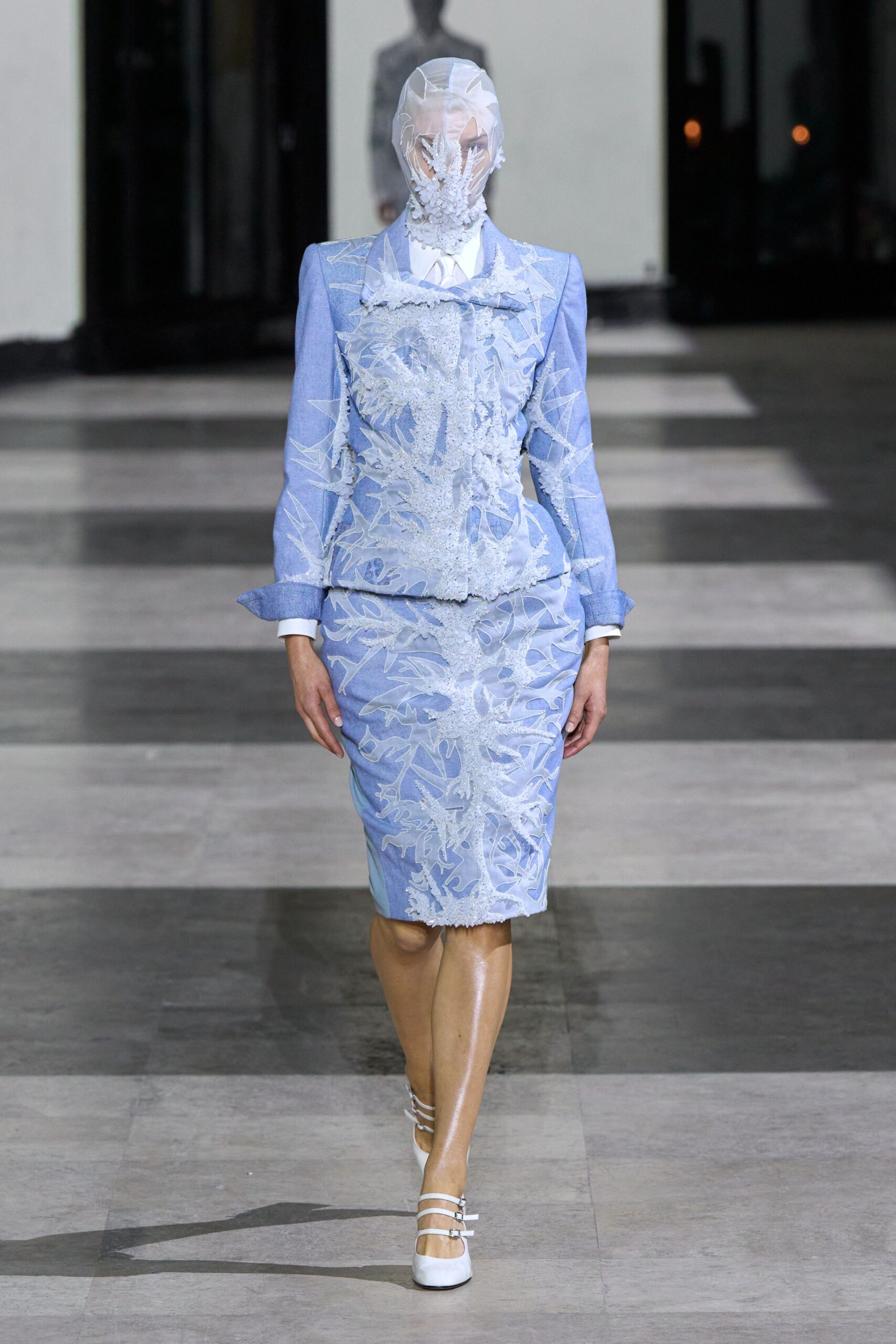 blue silk long-sleeve collared fitted embroidered pencil suit