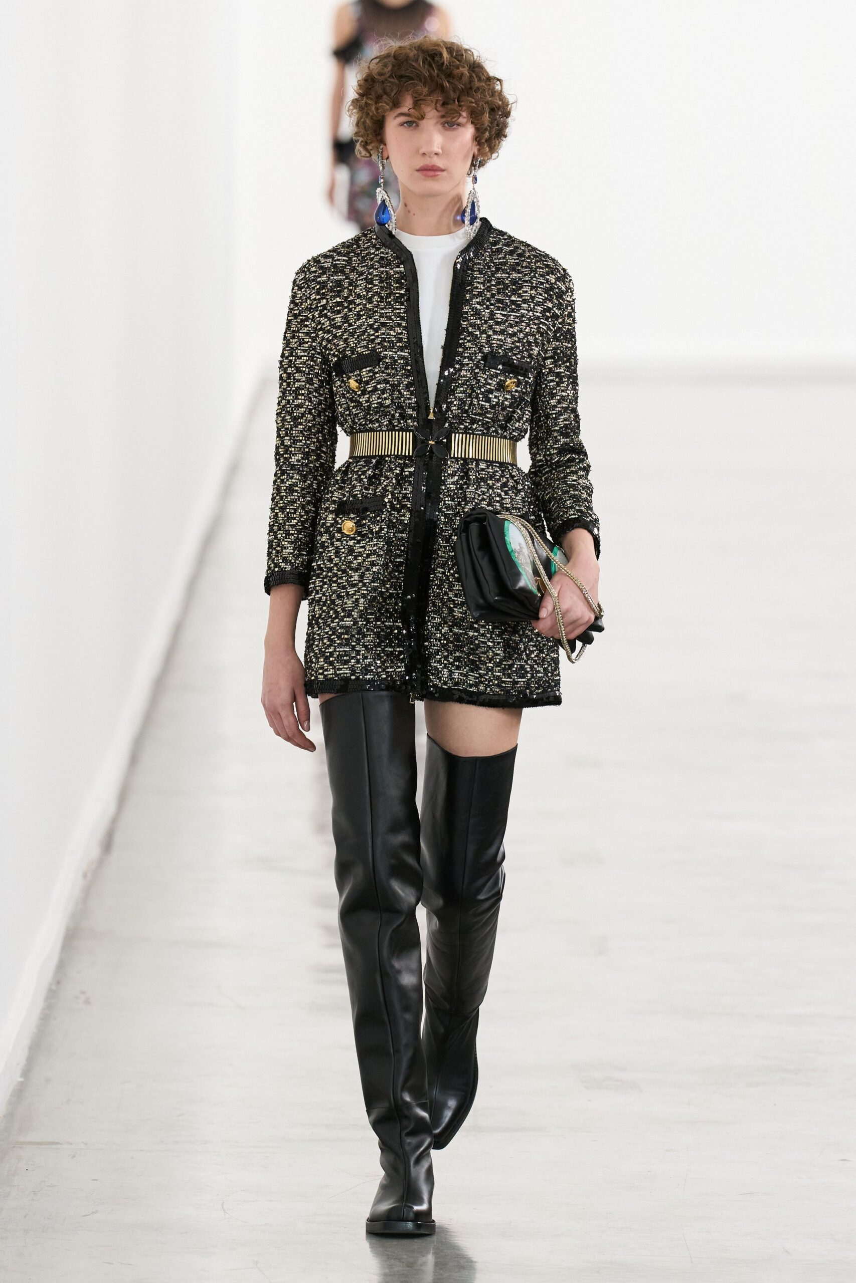 black cotton long-sleeve collared fitted buttoned embroidered jacket
