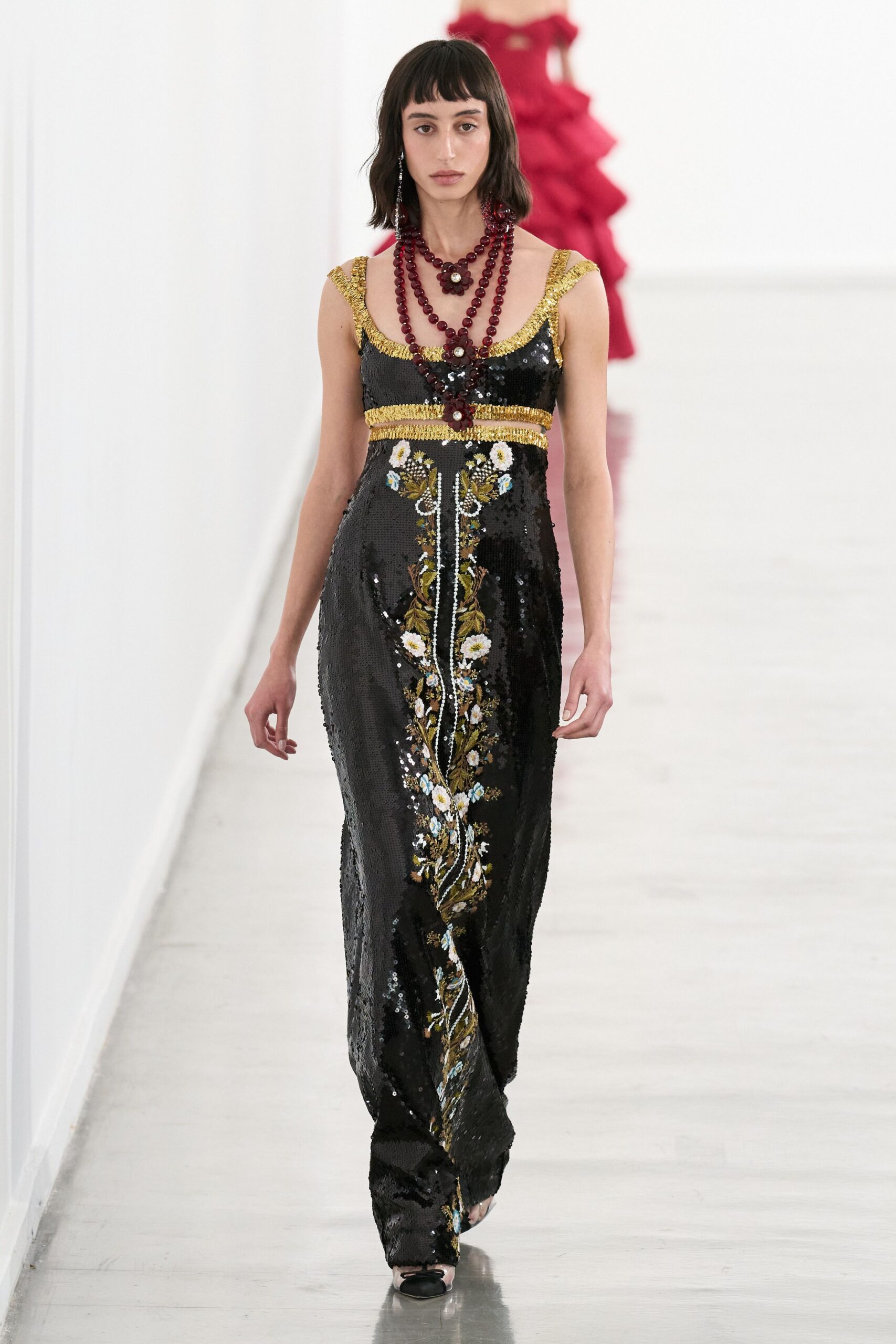 Giambattista Valli Fall 2023 Ready-to-Wear Look 62