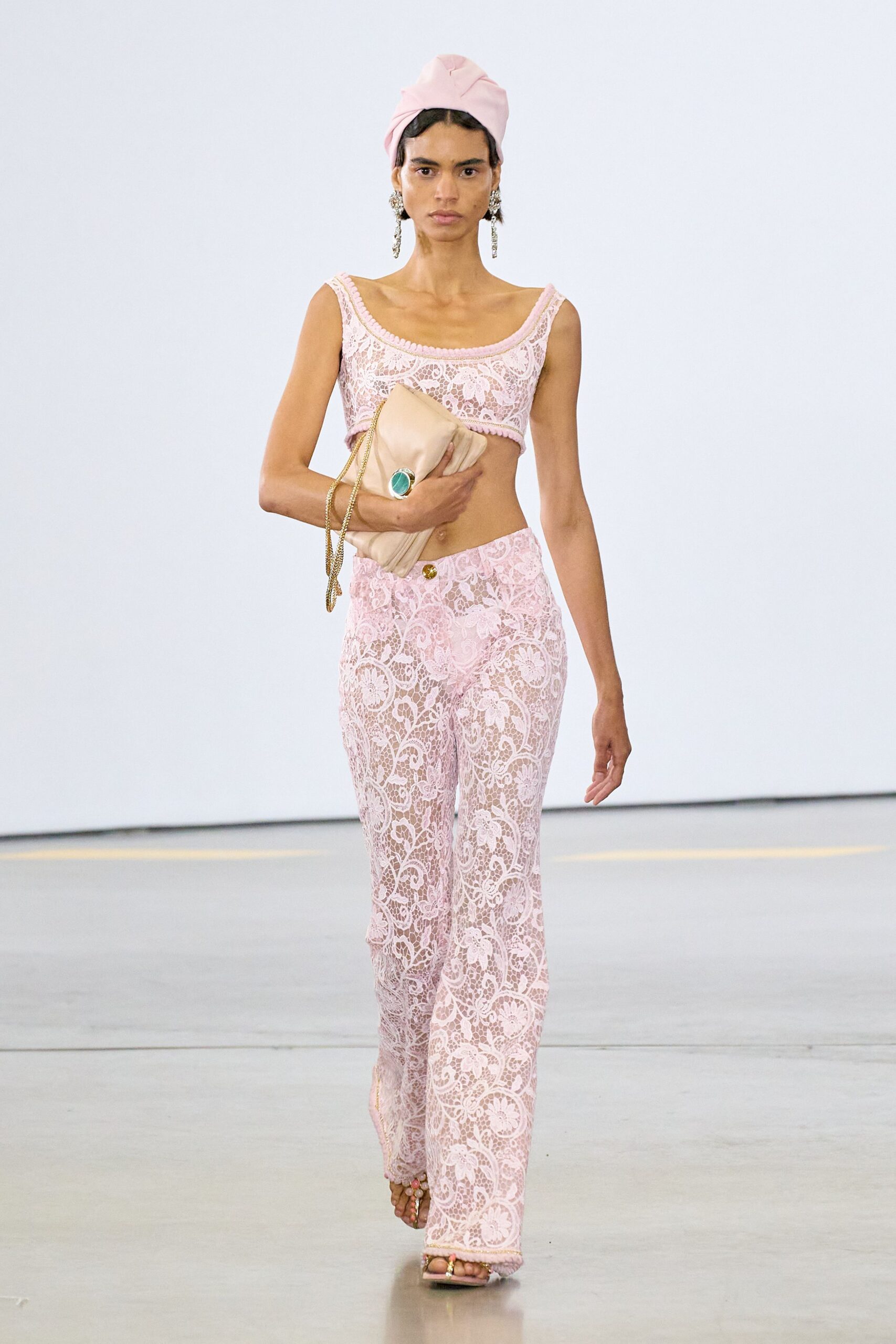 pink lace sleeveless square-neck fitted embroidered crop-top
