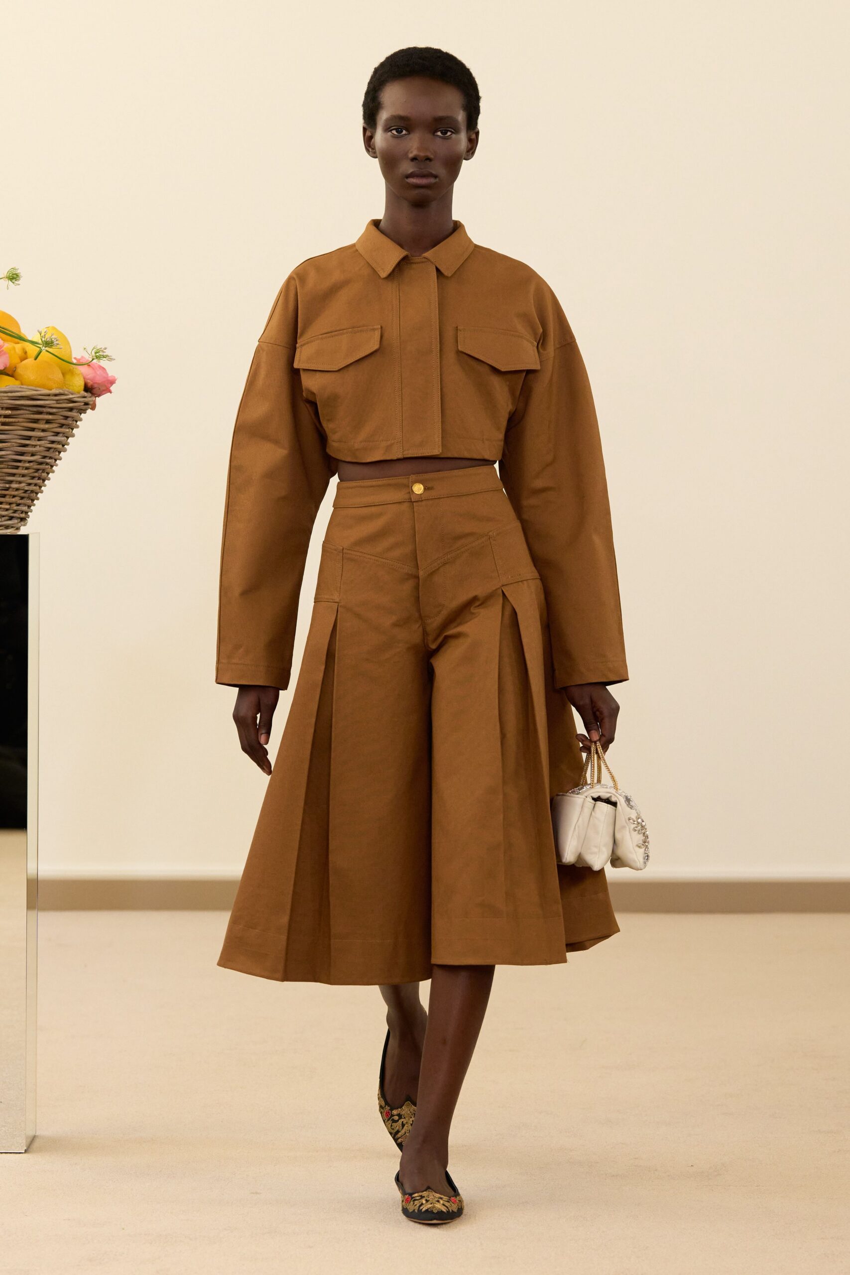 brown cotton long-sleeve collared fitted buttoned pleated top