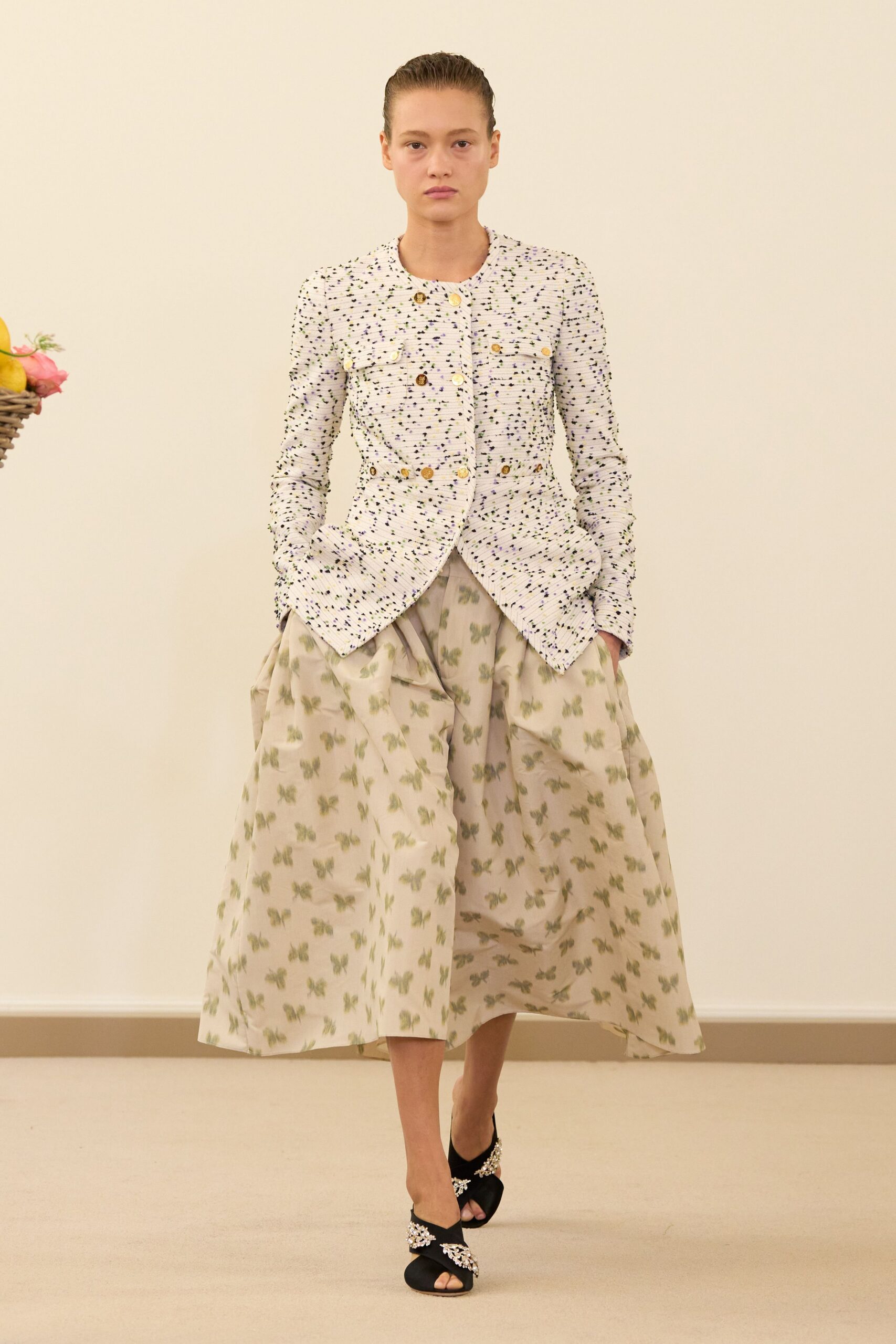 white cotton long-sleeve collared fitted buttoned embroidered blazer