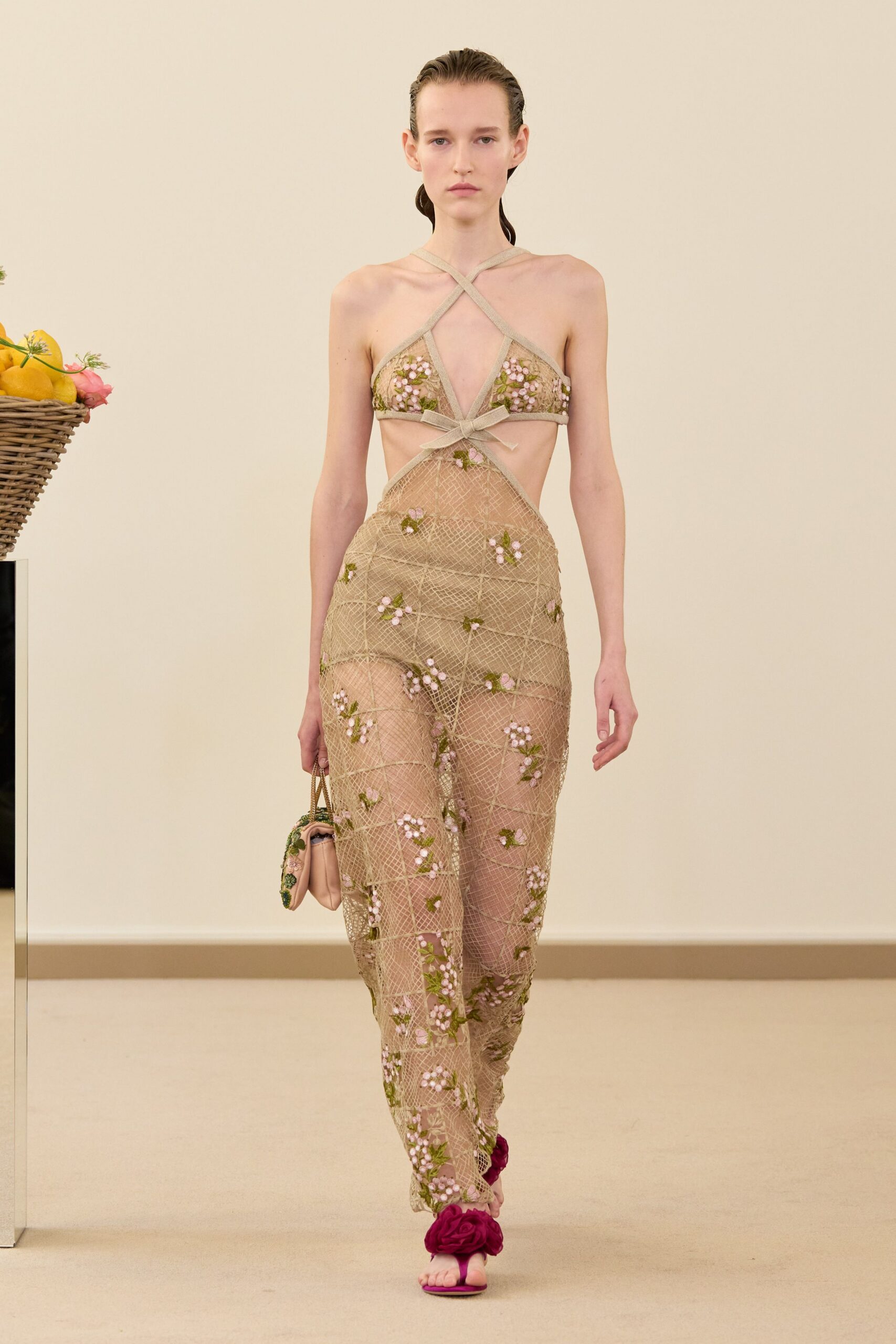 Giambattista Valli Spring 2026 Ready-to-Wear Look 37