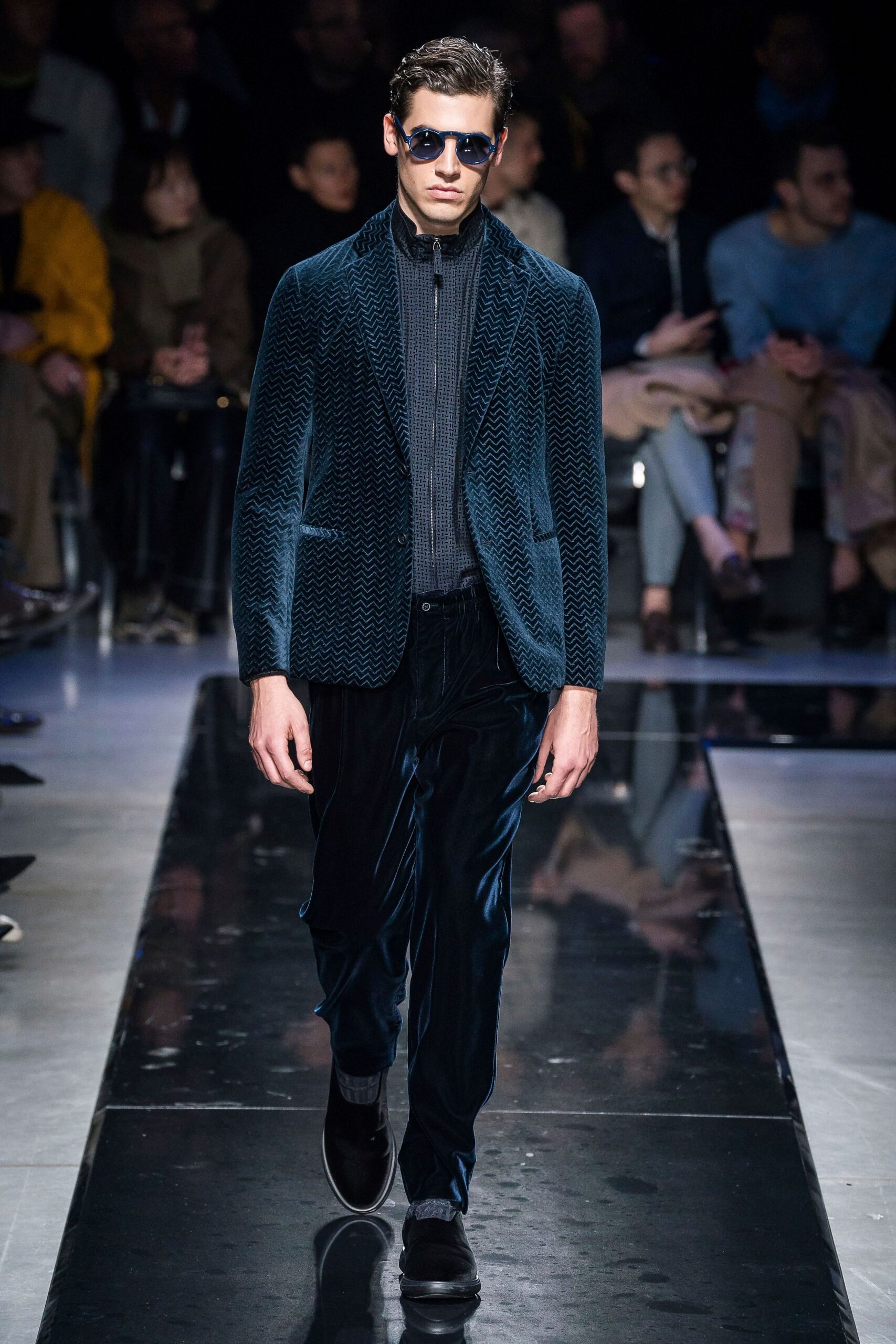 blue velvet blazer with black shirt