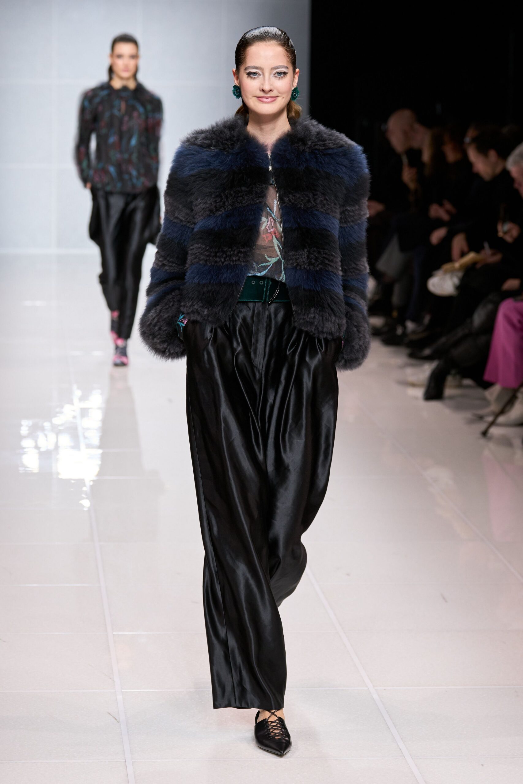 blue fur long-sleeve fitted striped jacket
