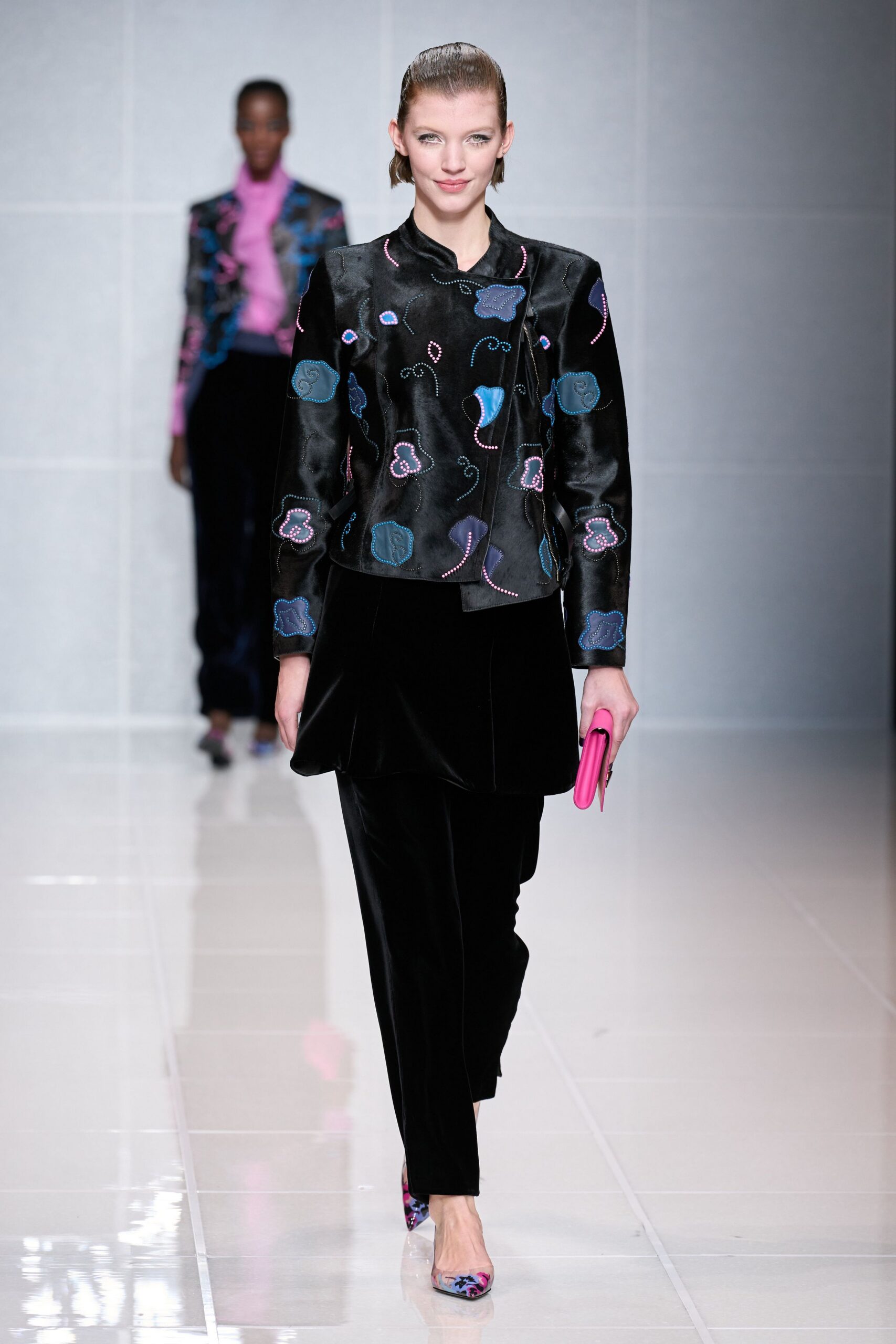 black silk long-sleeve collared fitted embroidered jacket