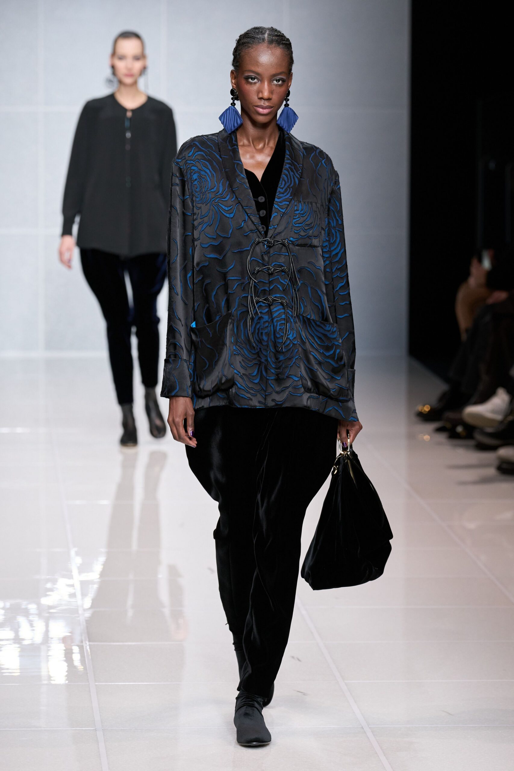 black silk long-sleeve collared relaxed printed blouse