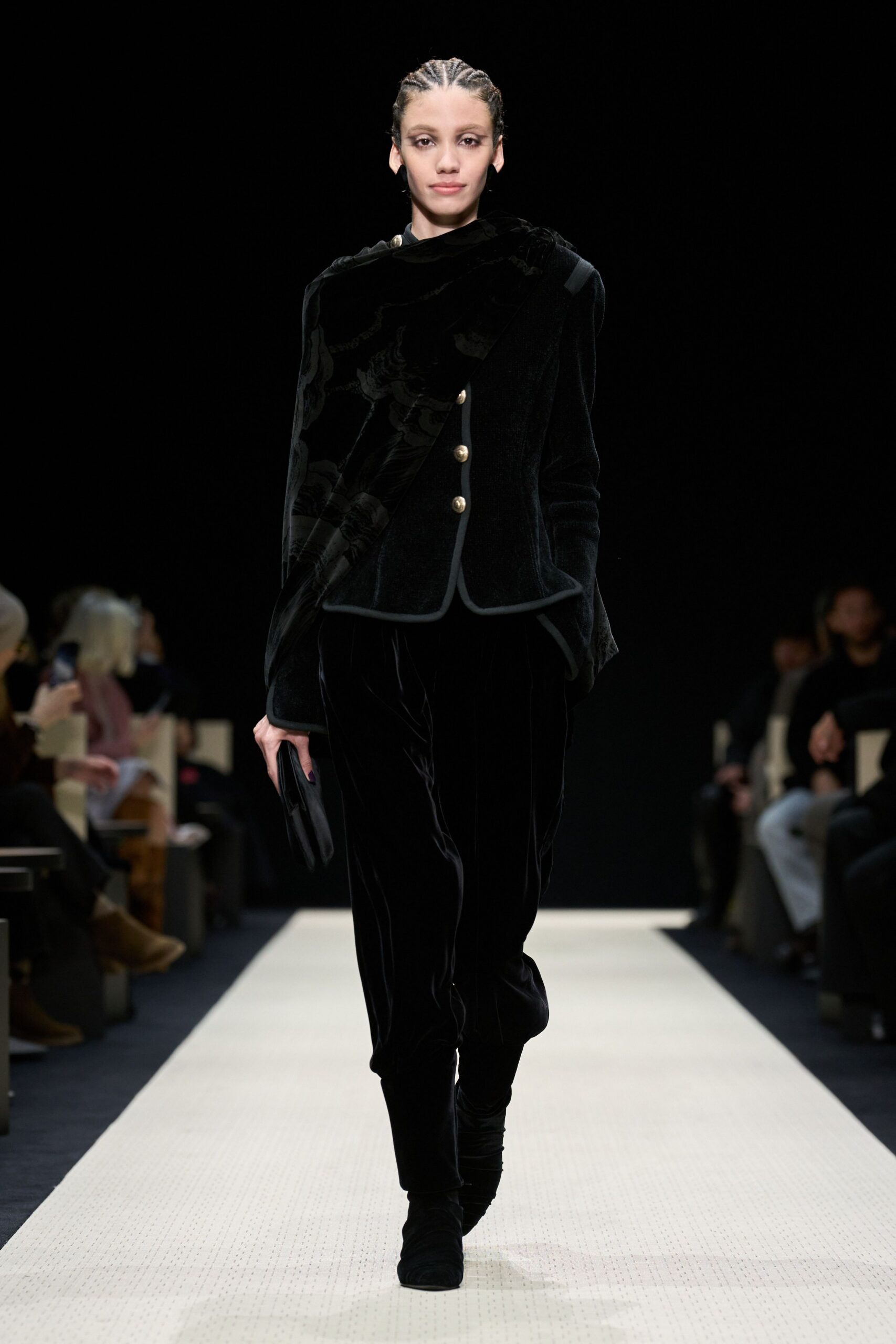 black velvet long-sleeve collared fitted buttoned jacket