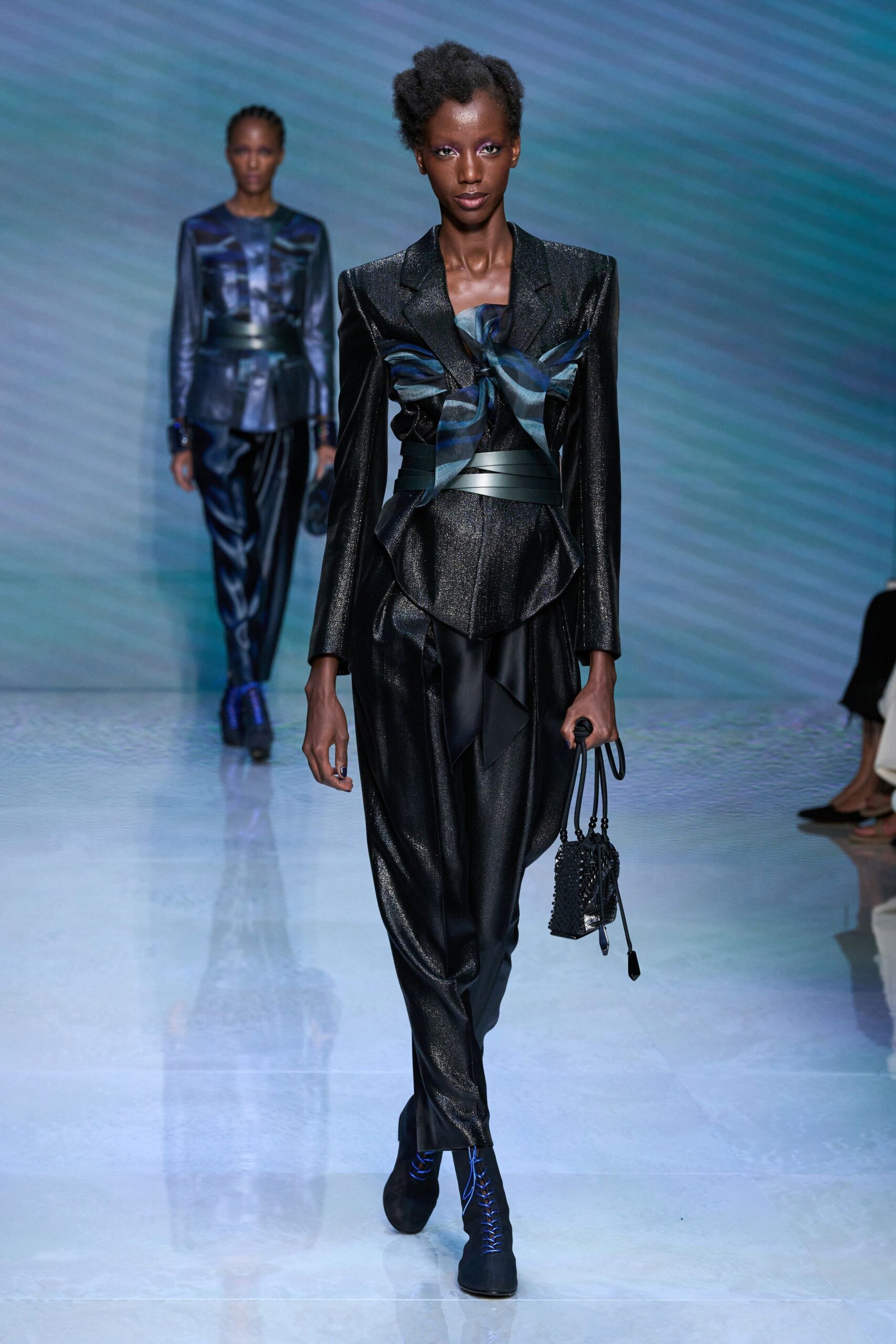 black silk long-sleeve collared fitted pleated zippered suit