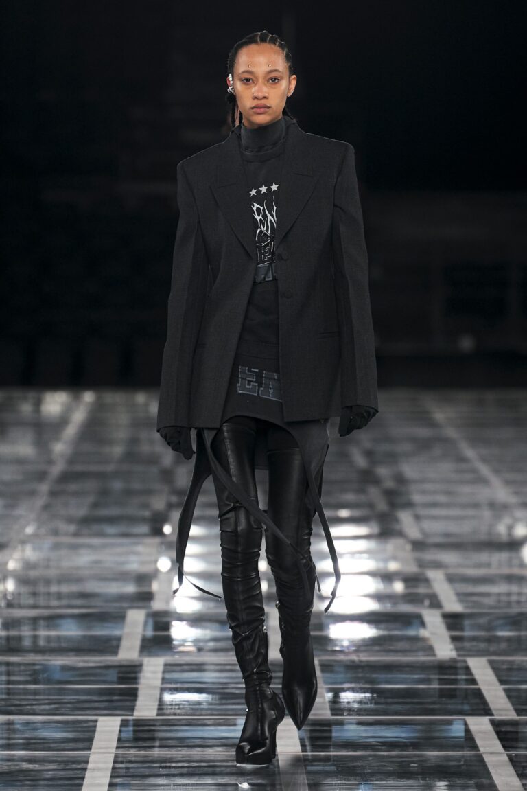 Givenchy Fall 2022 Ready-to-Wear