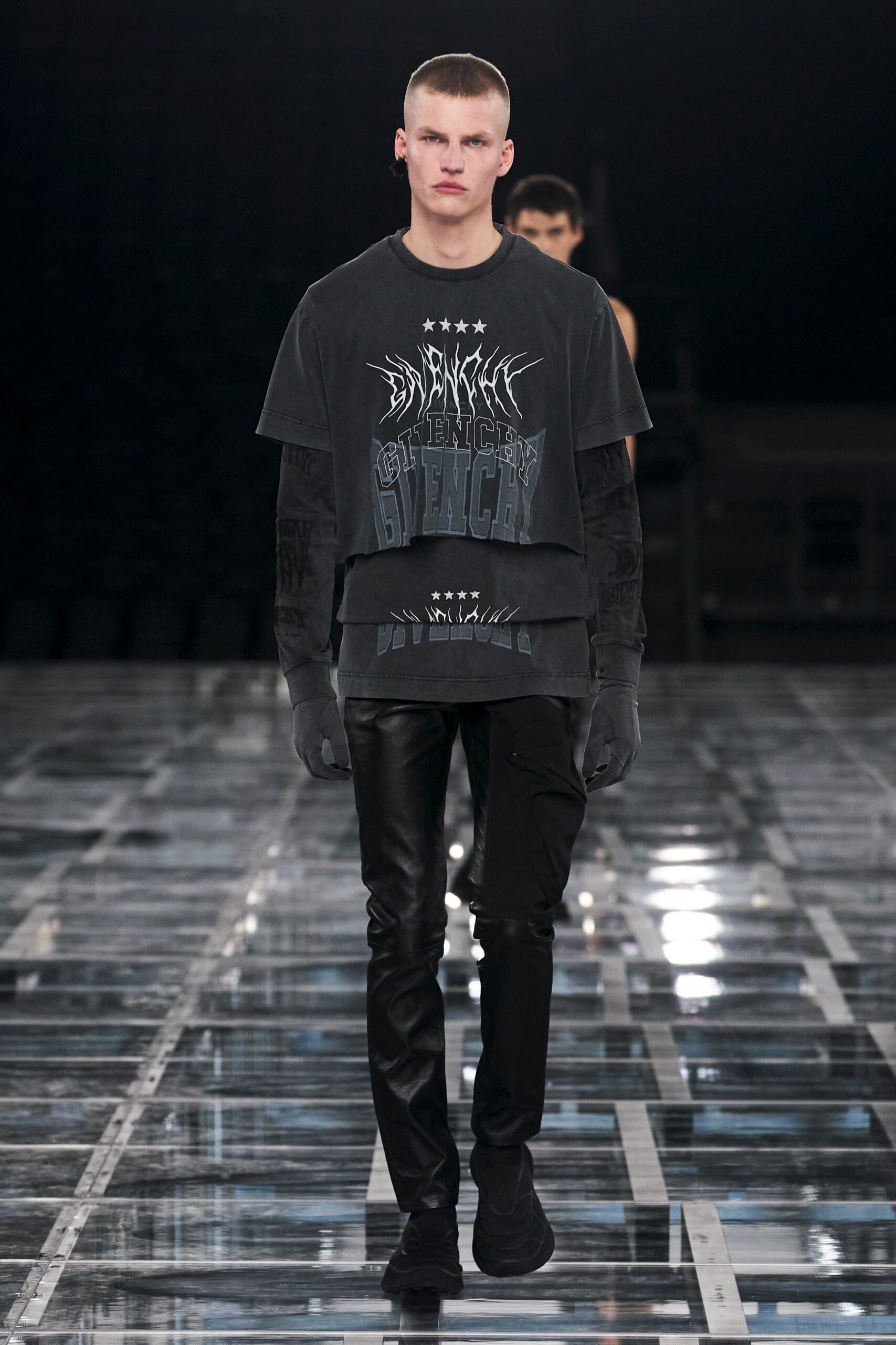 black cotton short-sleeve collared relaxed printed t-shirt