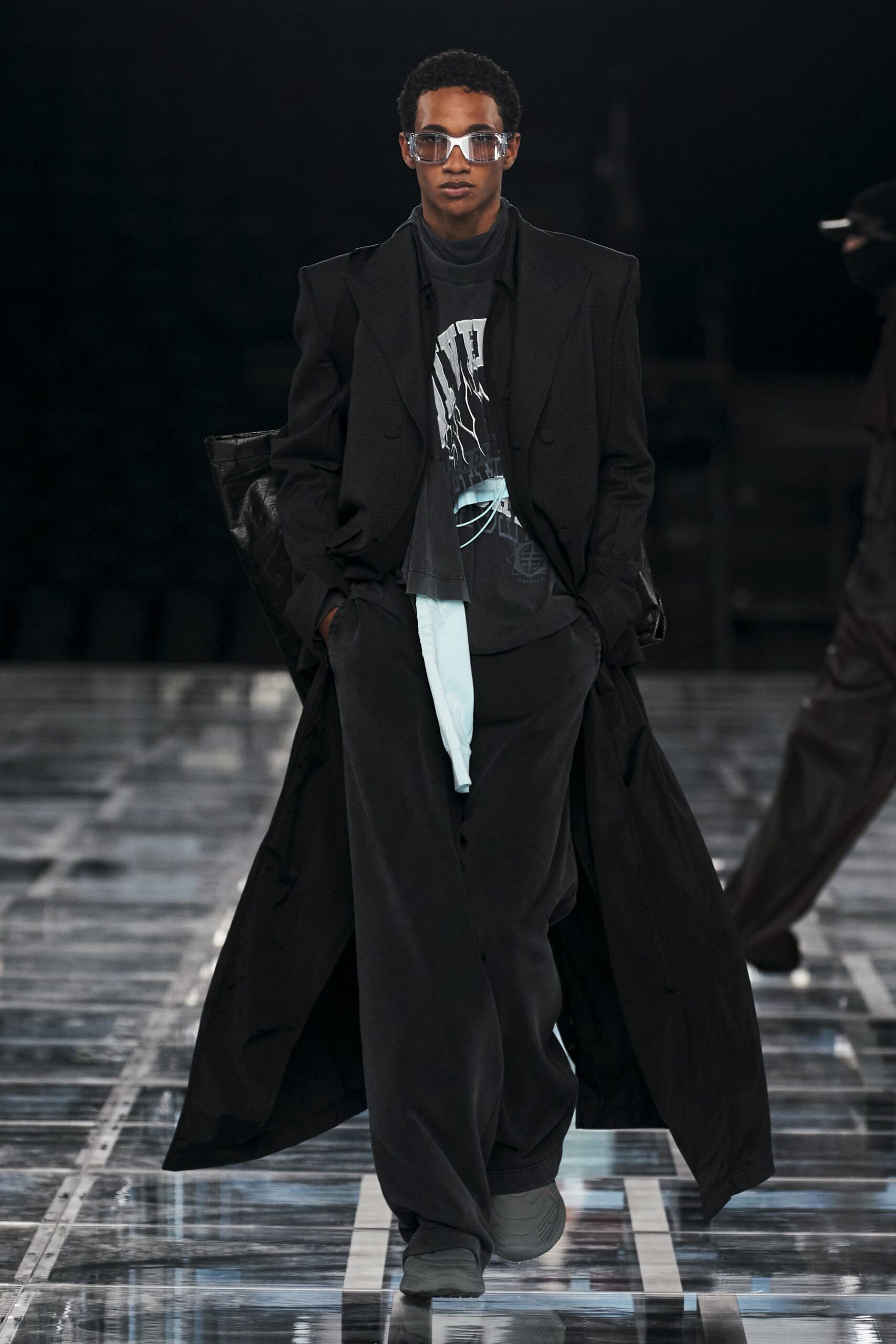 black wool long-sleeve collared relaxed buttoned maxi coat