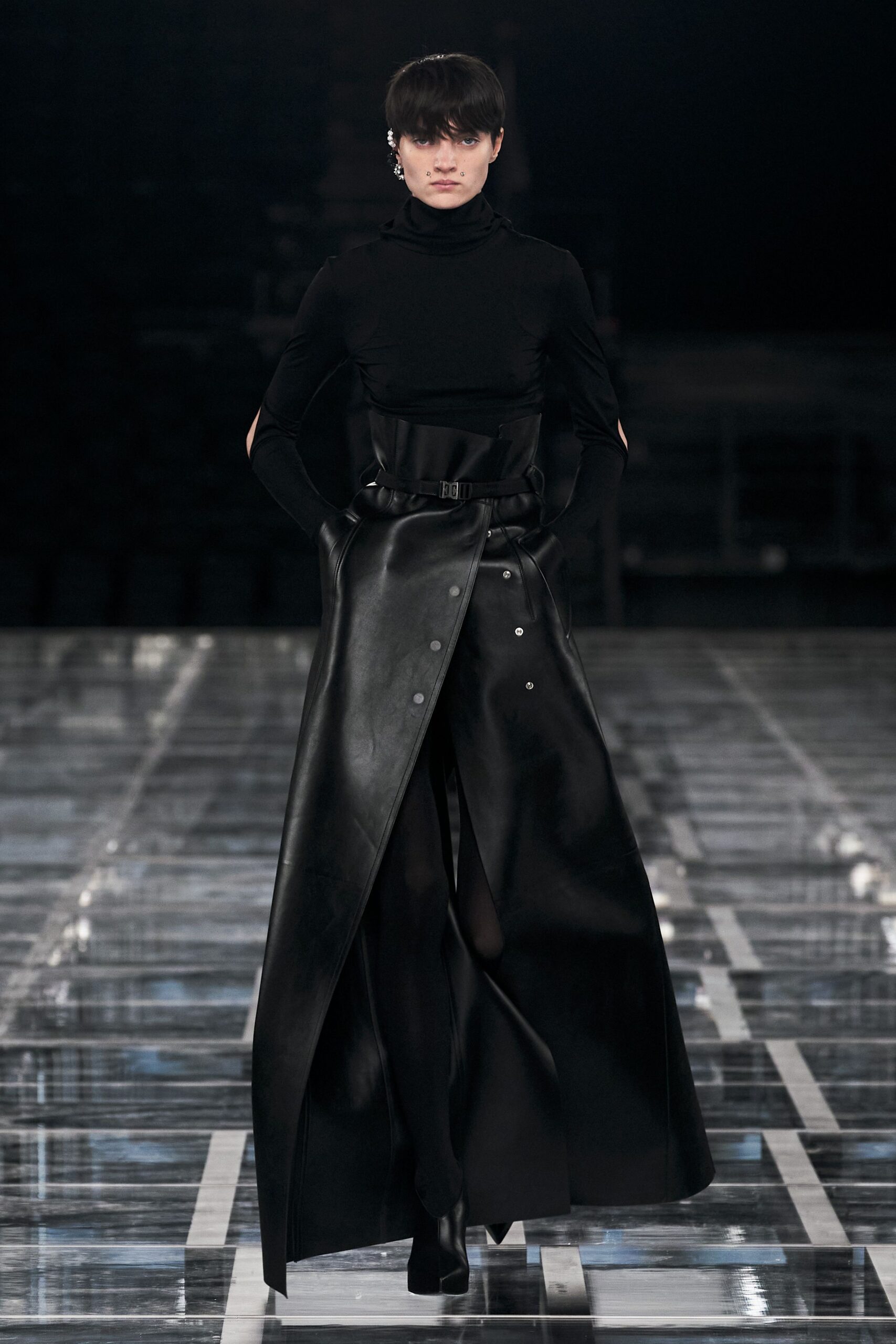 black leather fitted high-waisted buttoned pleated maxi skirt