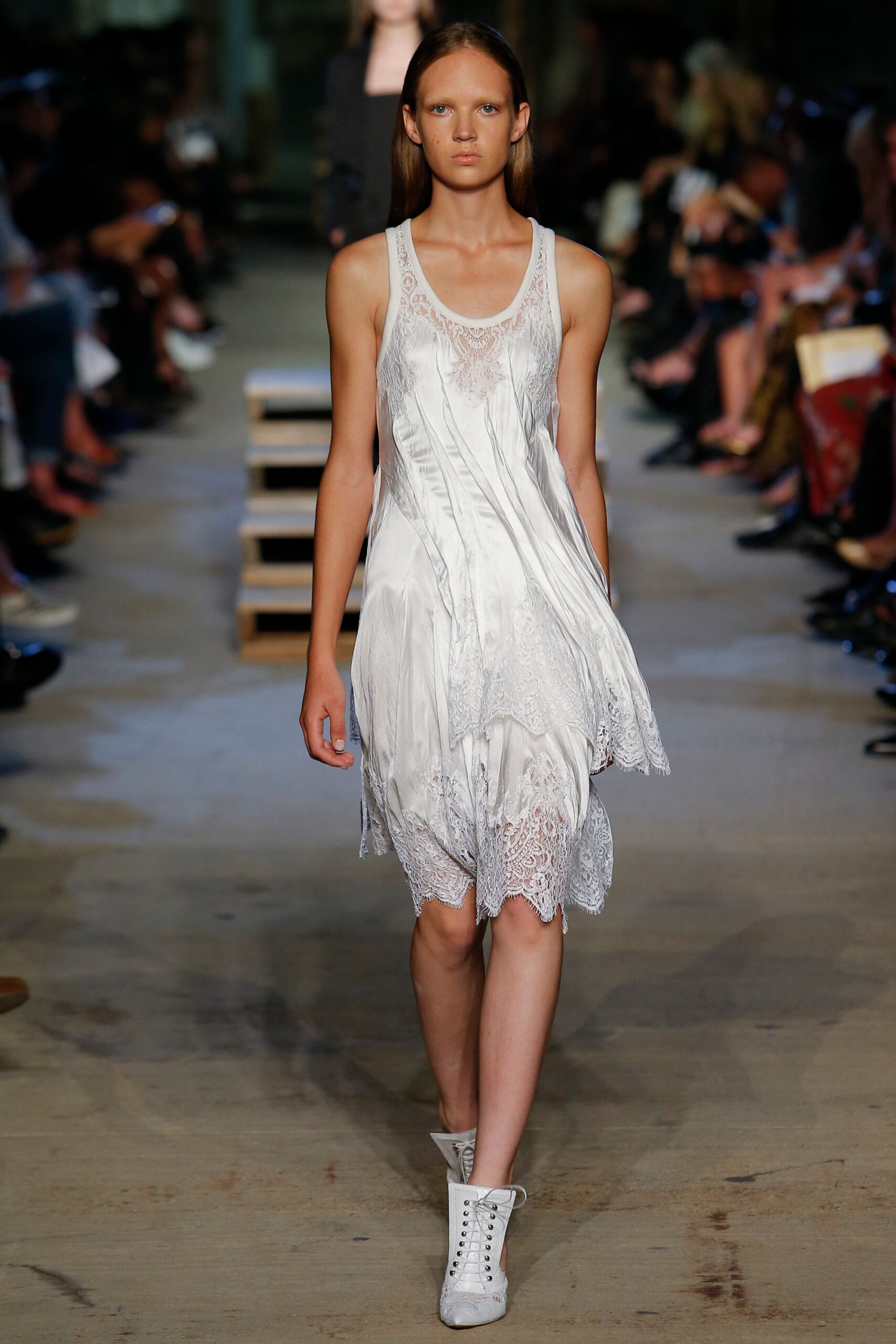white relaxed mini dress with shoes