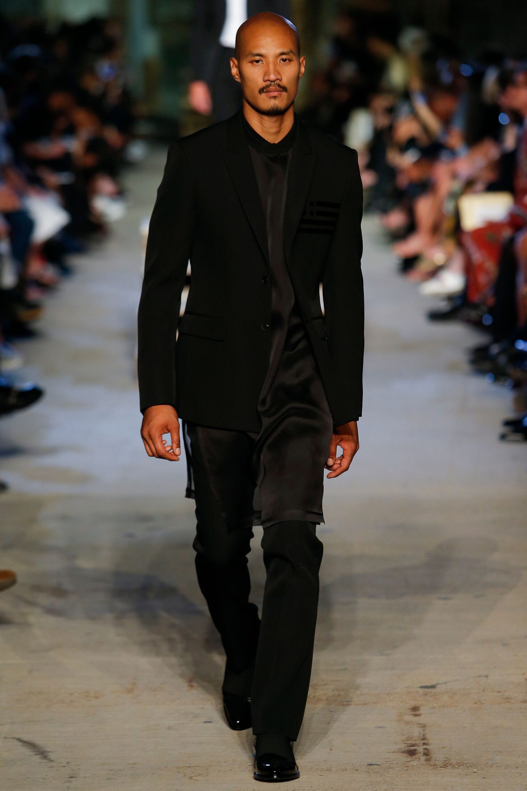 Givenchy Spring 2016 Ready-to-Wear Look 31