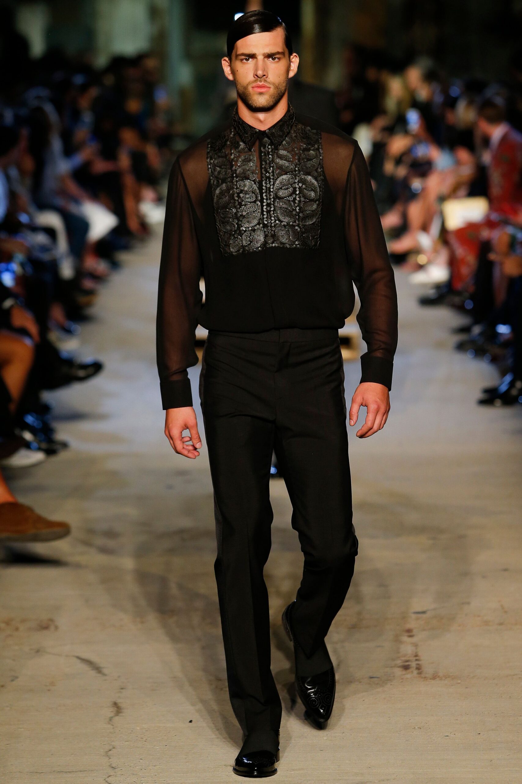 Givenchy Spring 2016 Ready-to-Wear Look 37