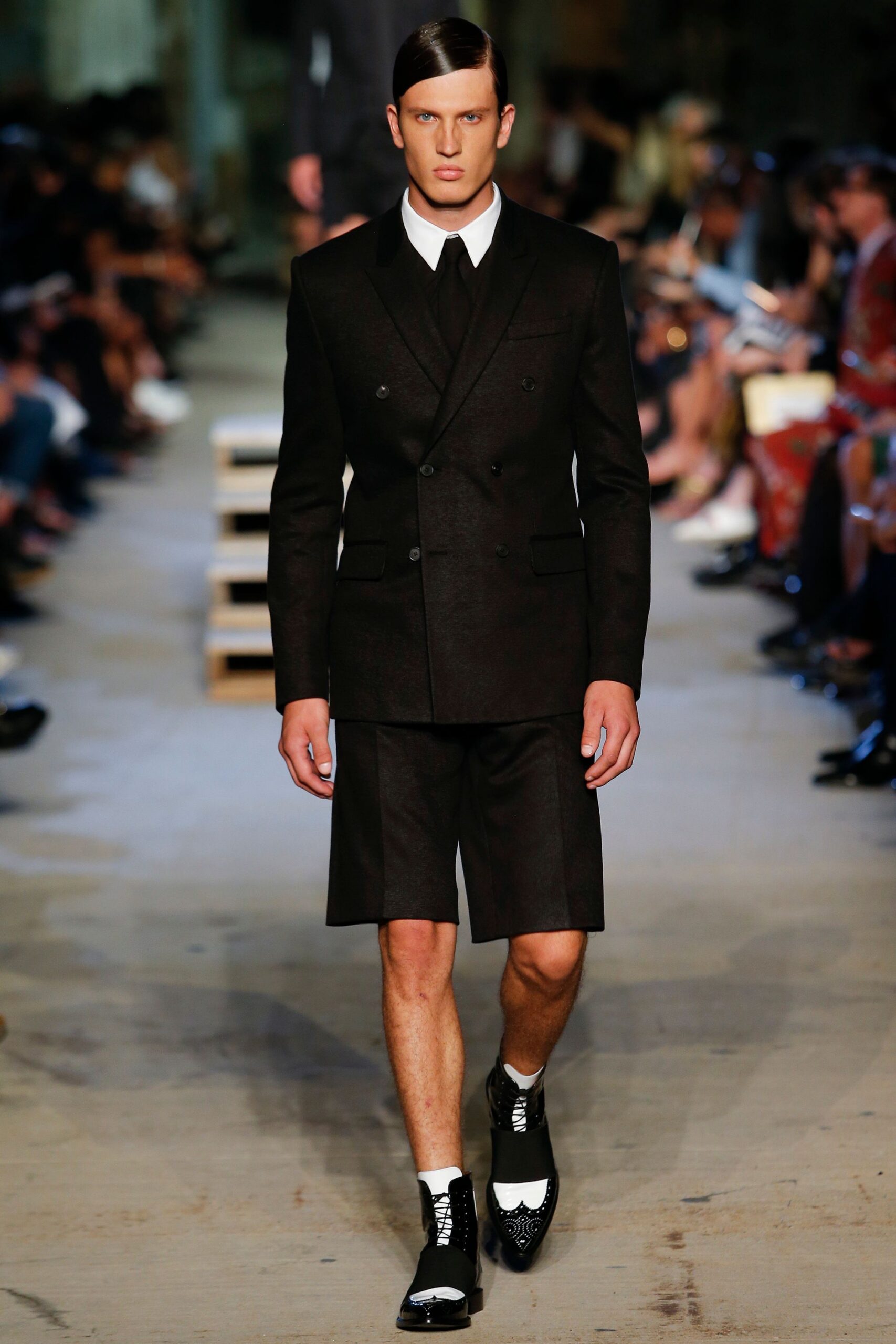 Givenchy Spring 2016 Ready-to-Wear Look 50