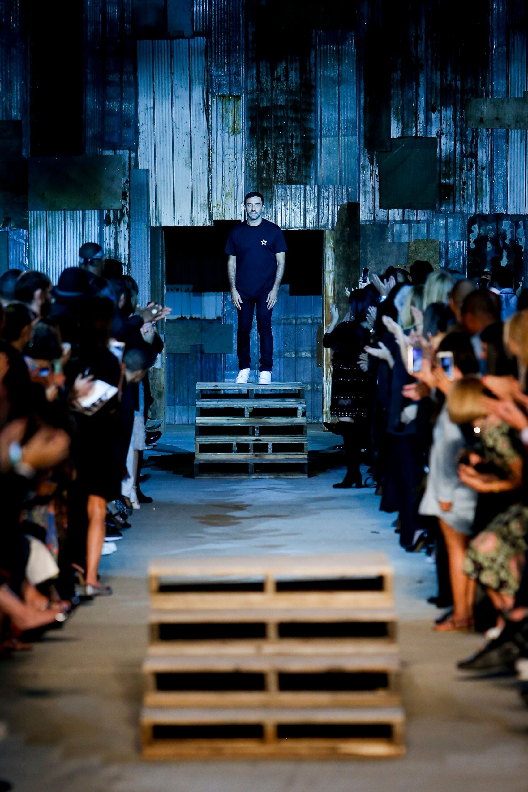 Givenchy Spring 2016 Ready-to-Wear Look 89