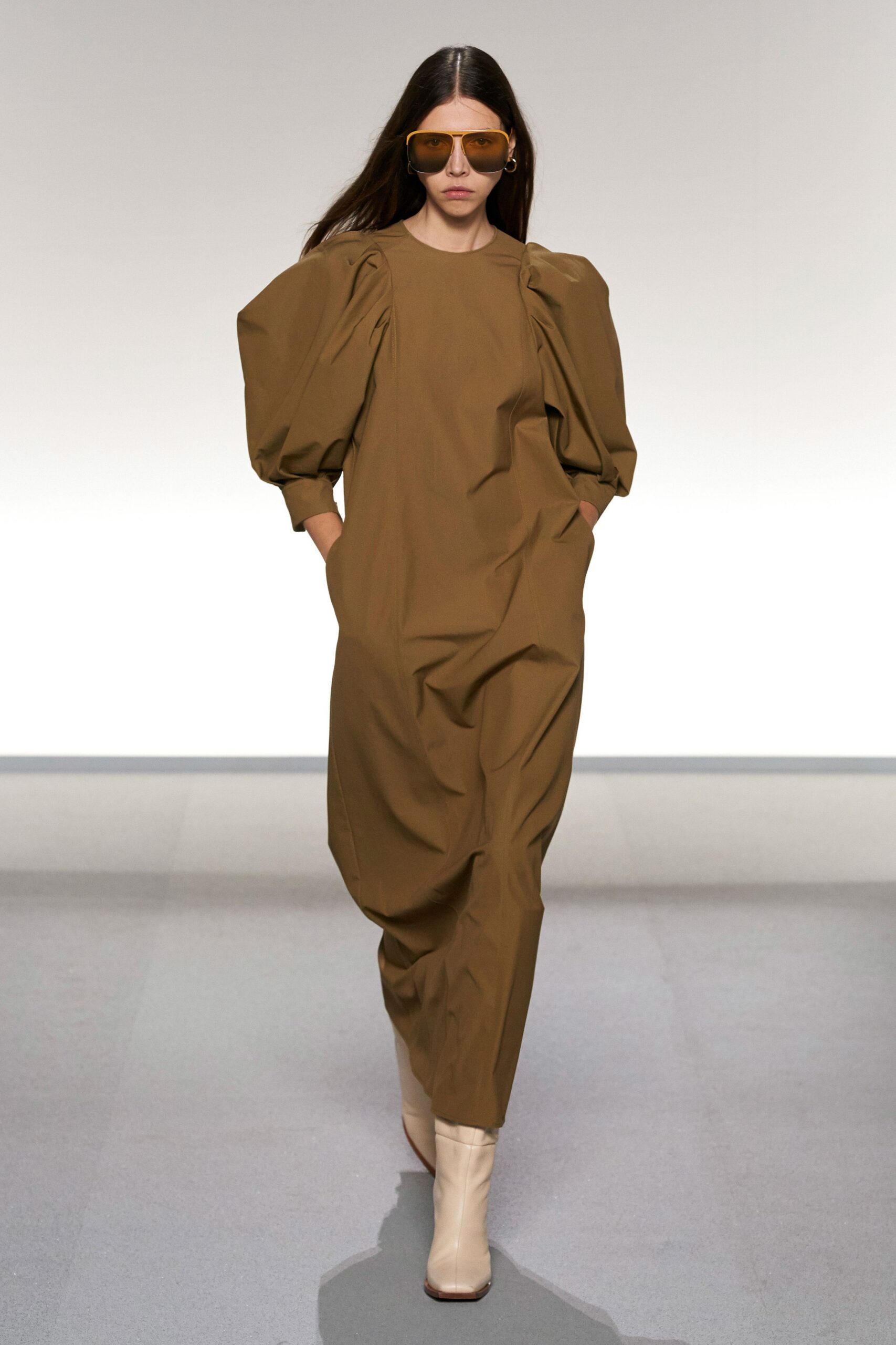 brown cotton long-sleeve relaxed padded pockets midi dress