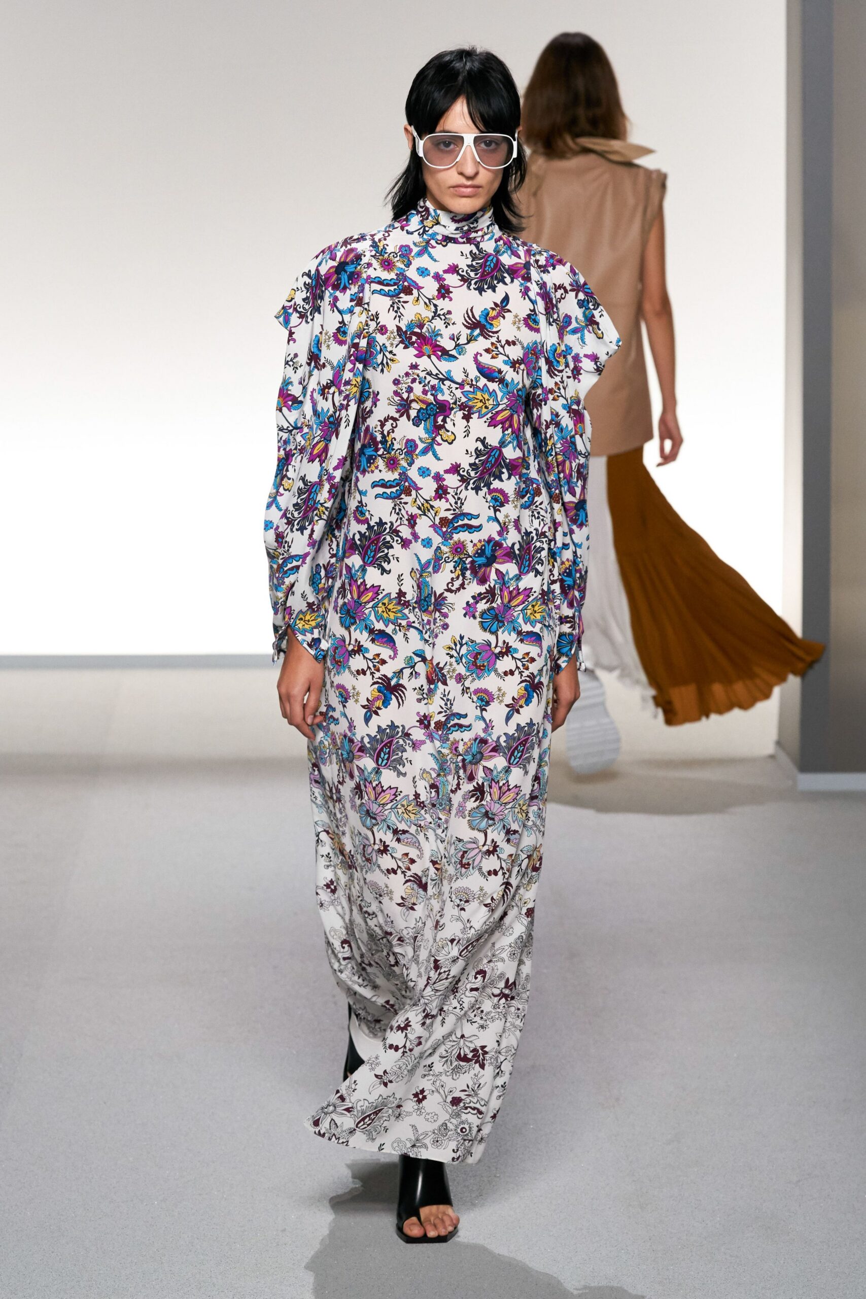 Givenchy Spring 2020 Ready-to-Wear Look 30