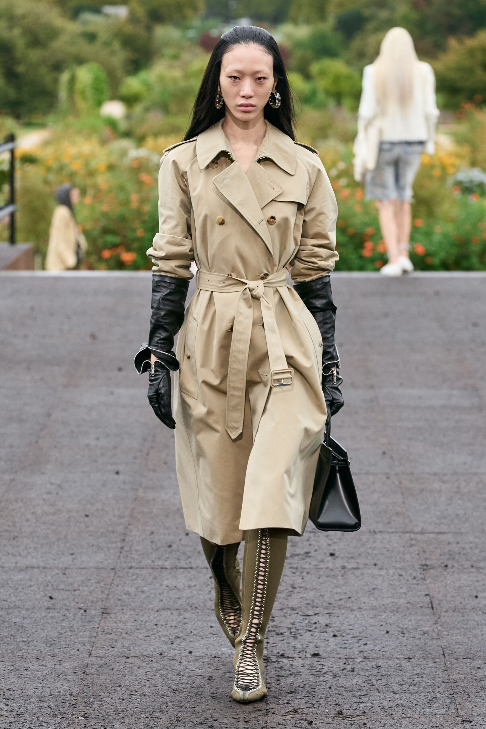 beige cotton long-sleeve collared fitted belted trench