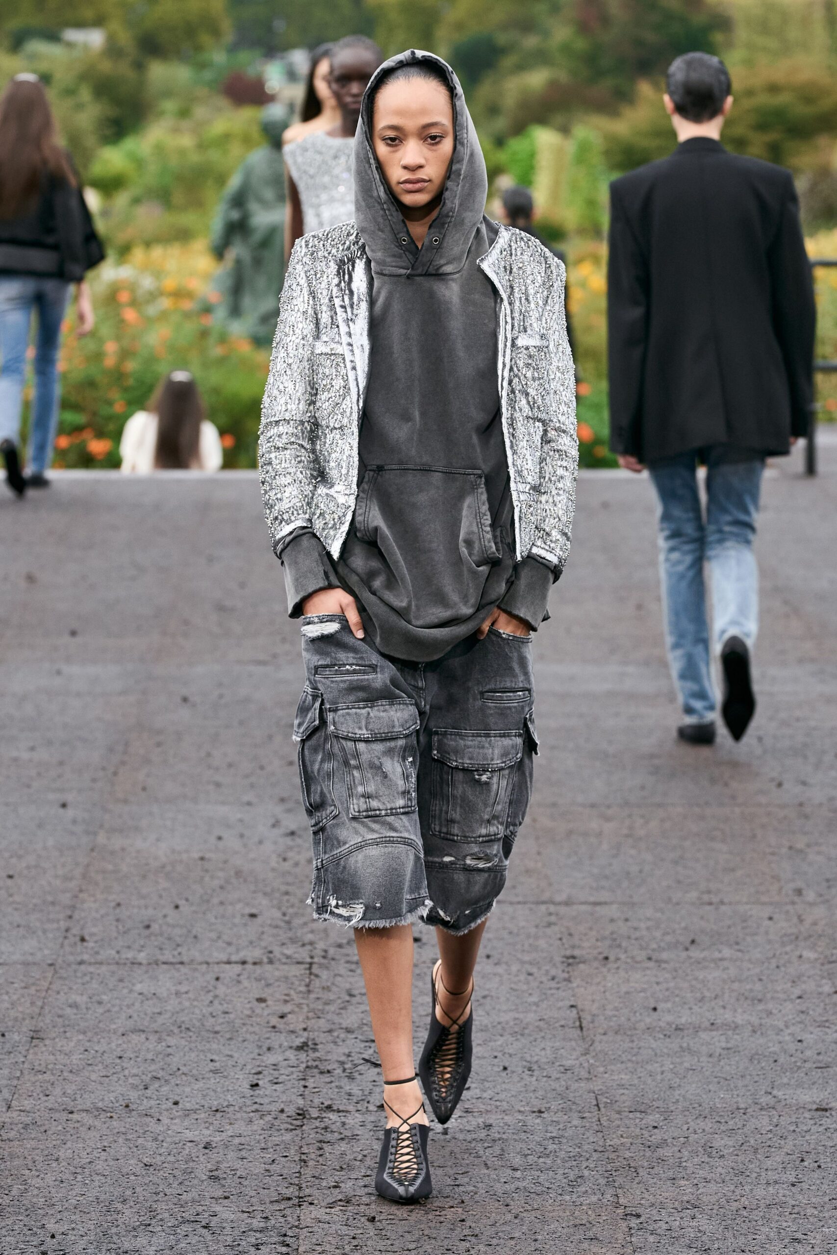 gray metallic long-sleeve fitted zippered shiny jacket