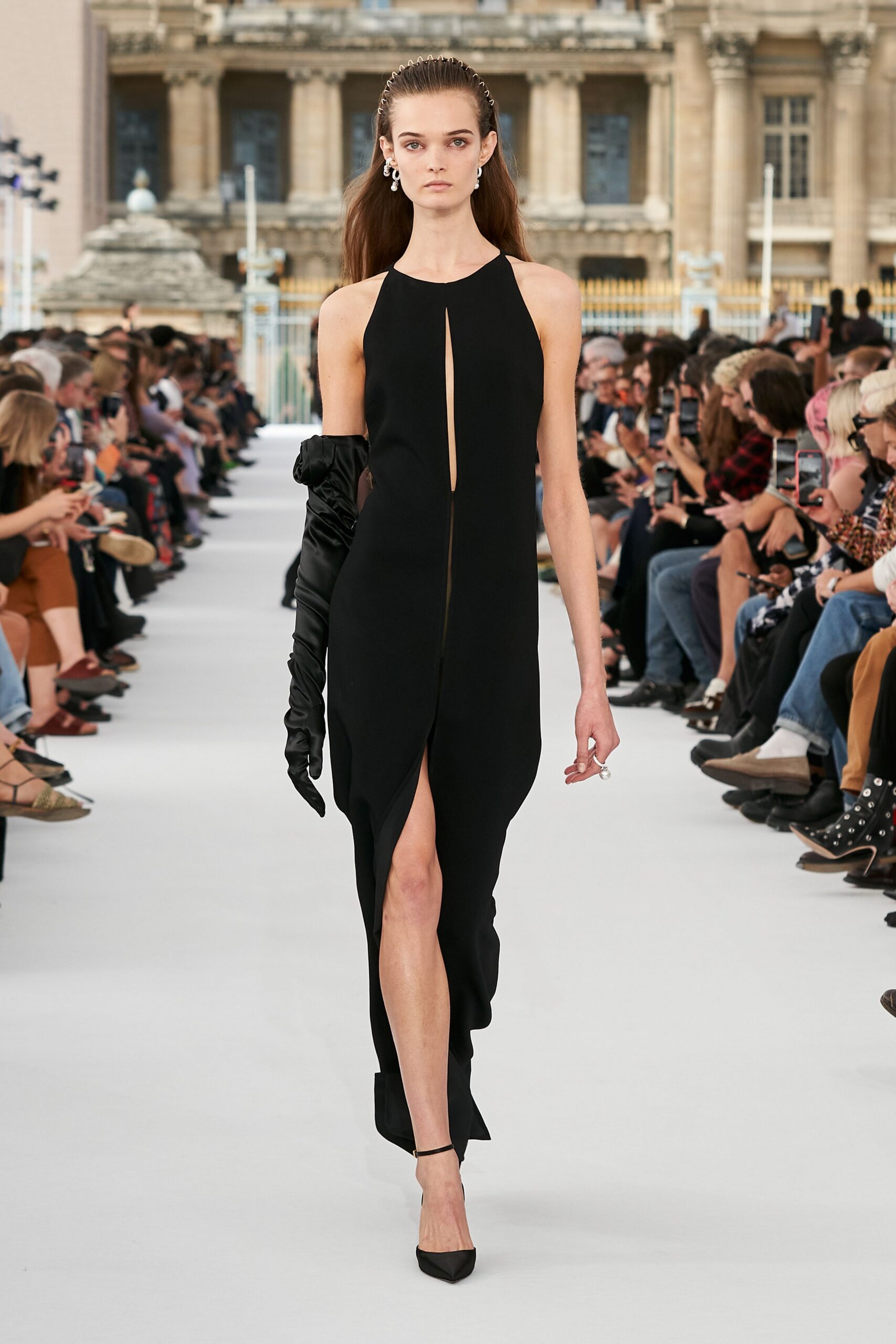 Givenchy Spring 2024 Ready-to-Wear Look 40