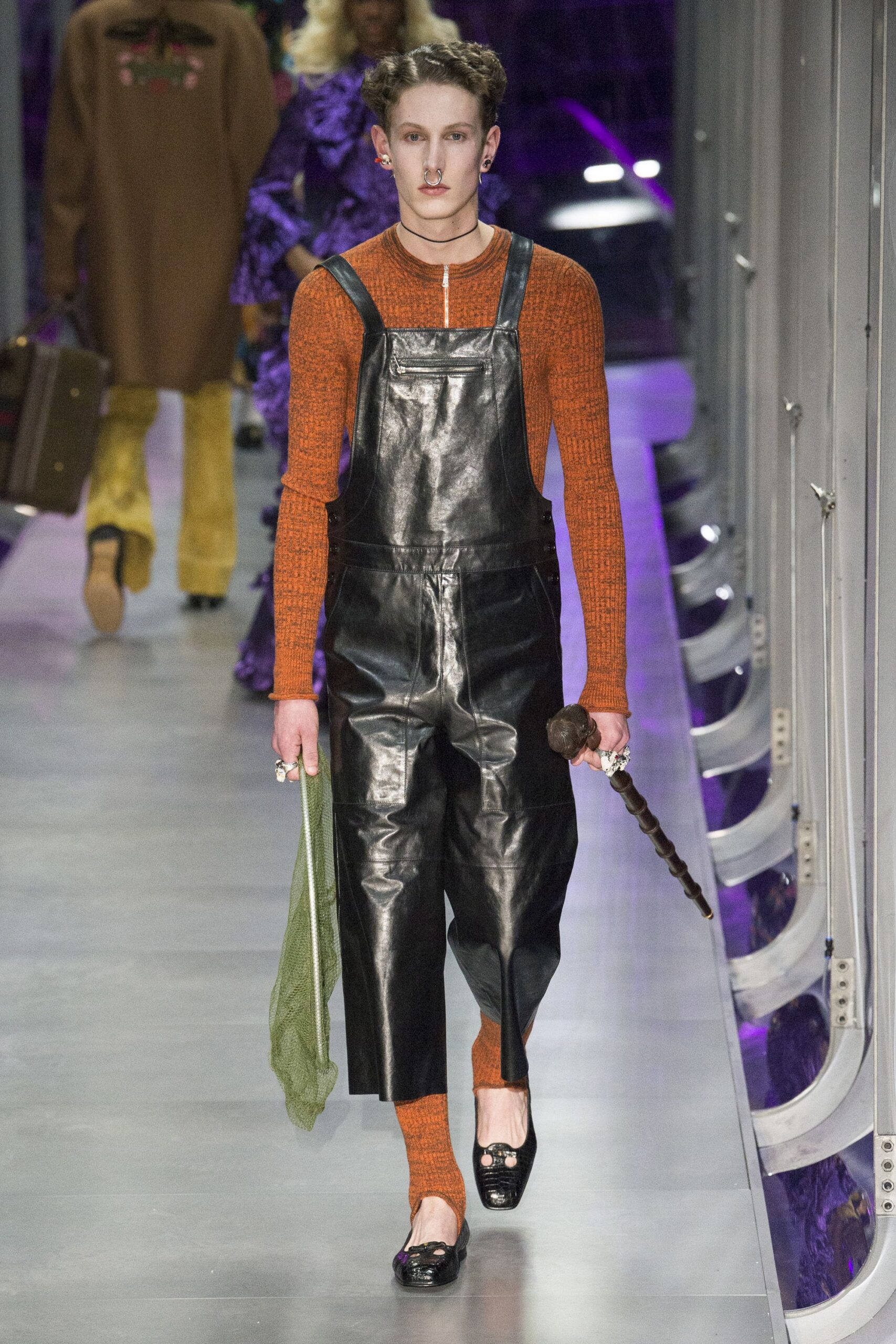 black leather sleeveless fitted straight-leg overalls